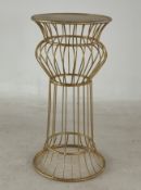 5 x Gold Coloured Wire Type Flower Stands - Dimensions: 59.5x30cm - Ref: Lot 79 - CL548 -