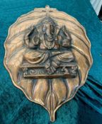 1 x Metal Ganesh on Leaf Plaque - Dimensions: 76x50cm - Ref: Lot 93 - CL548 - Location: Near