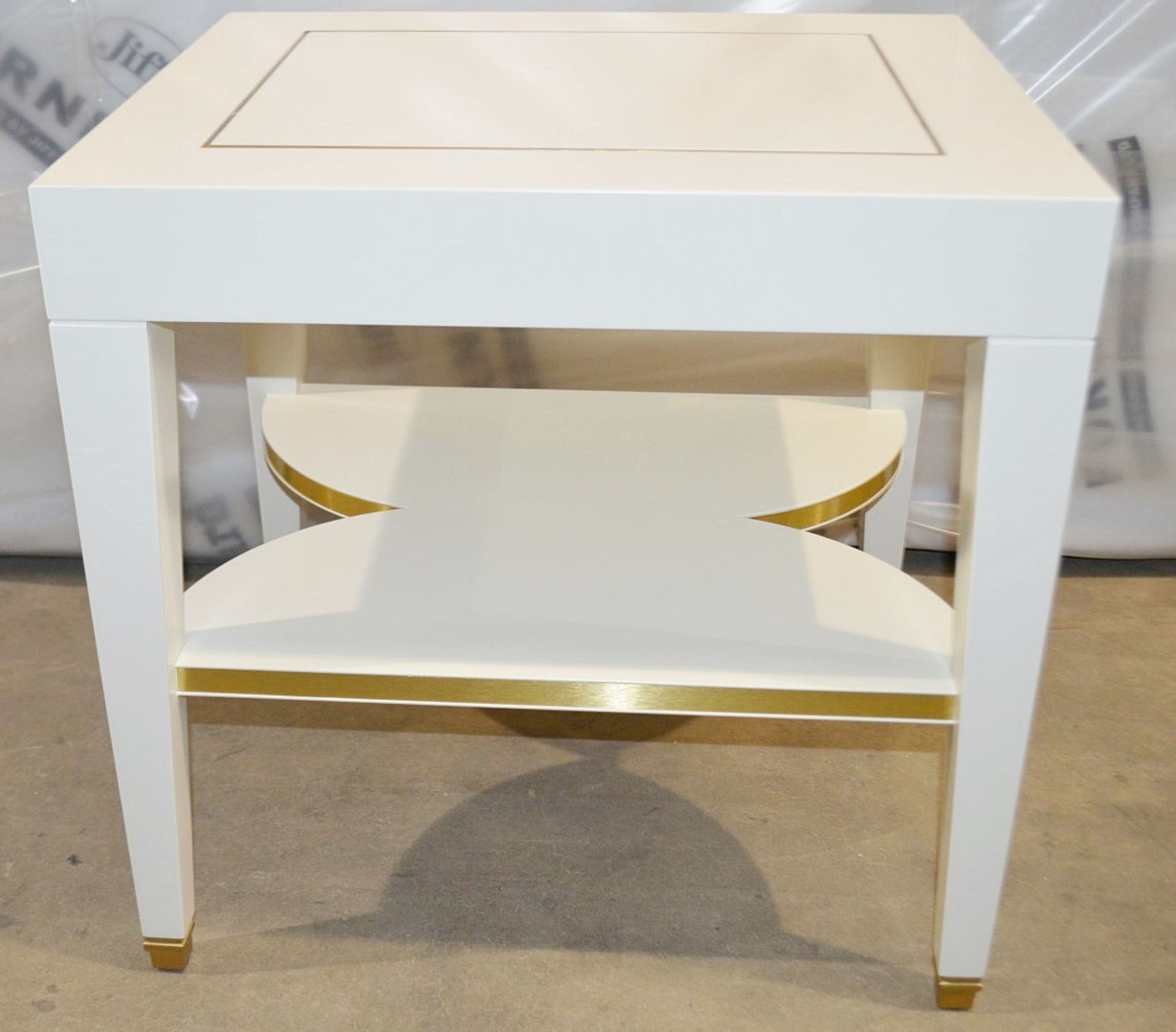 1 x JUSTIN VAN BREDA 'Alexander' Mahogany Occasional Side Table In Cream - Dimensions: W60 x D50 x H - Image 2 of 6