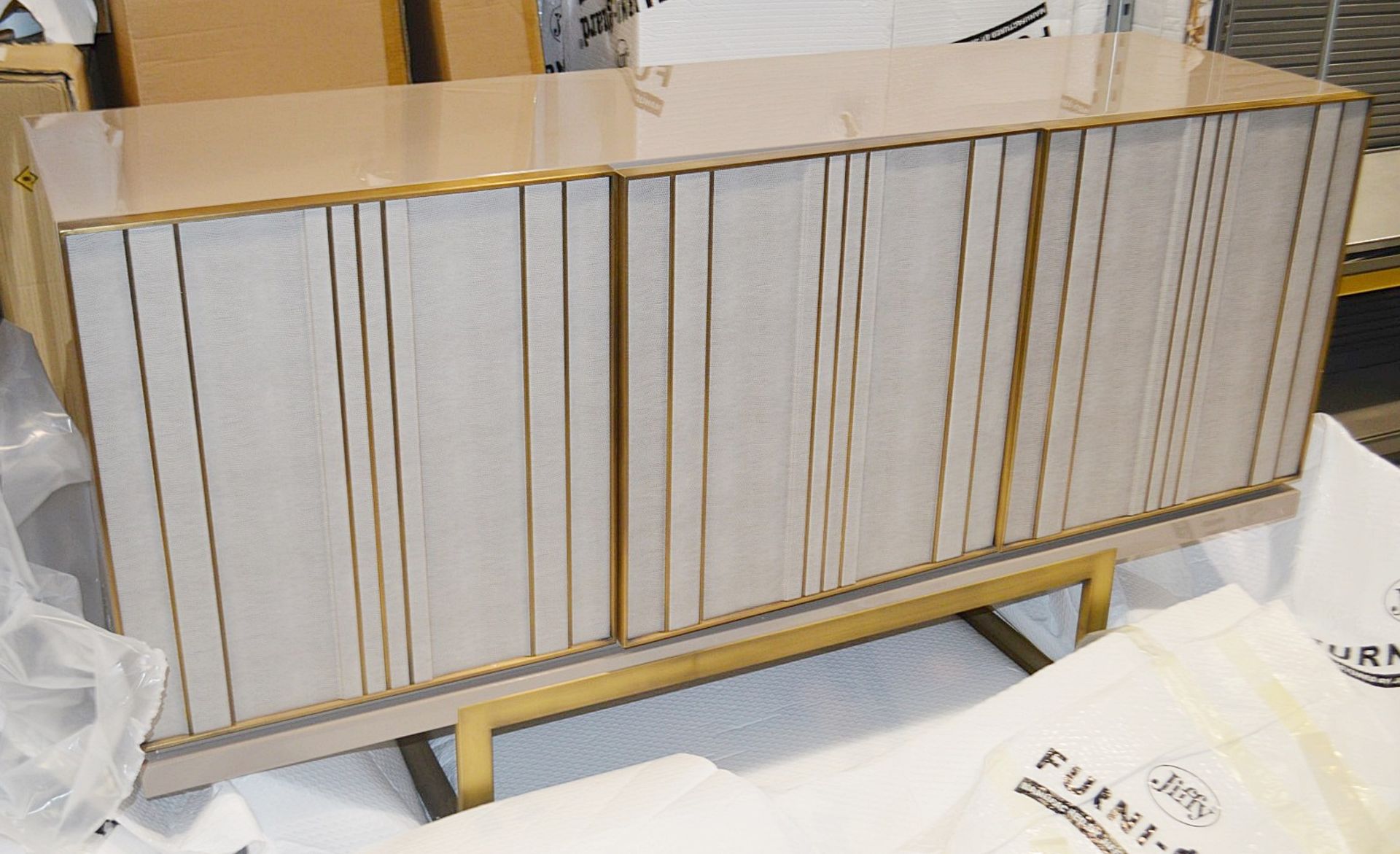 1 x FRATO 'Ascot' Designer Sideboard - Dimensions: W170 x D50 x H90cm - Original Price £3,249 - Ref: - Image 7 of 13