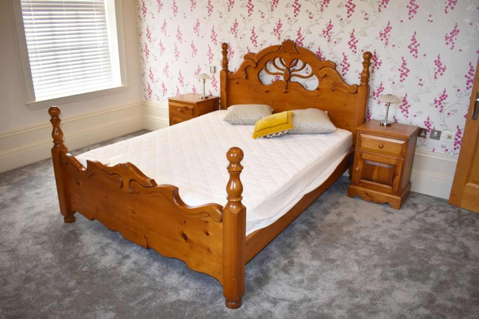 1 x Country Farmhouse Pine Kingsize Bedroom Set With Bed, Mattress, Mattress Protector, Mirror and - Image 3 of 12