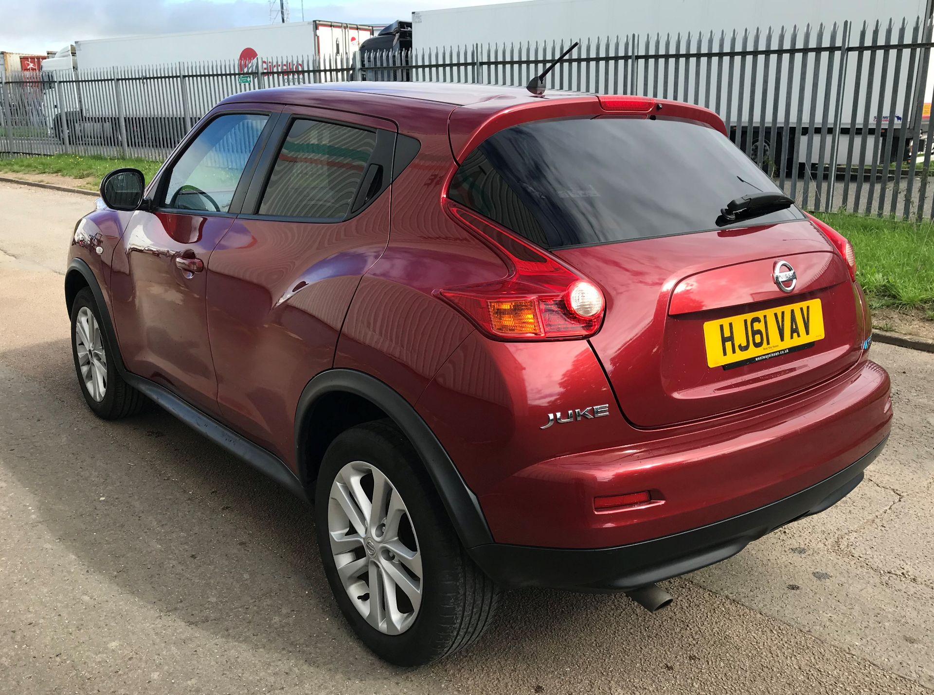 2011 Nissan Juke 1.5 Dci Acenta Sport 5 Door 4x4 - CL505 - NO VAT ON THE HAMMER - Location: Corby, N - Image 2 of 14