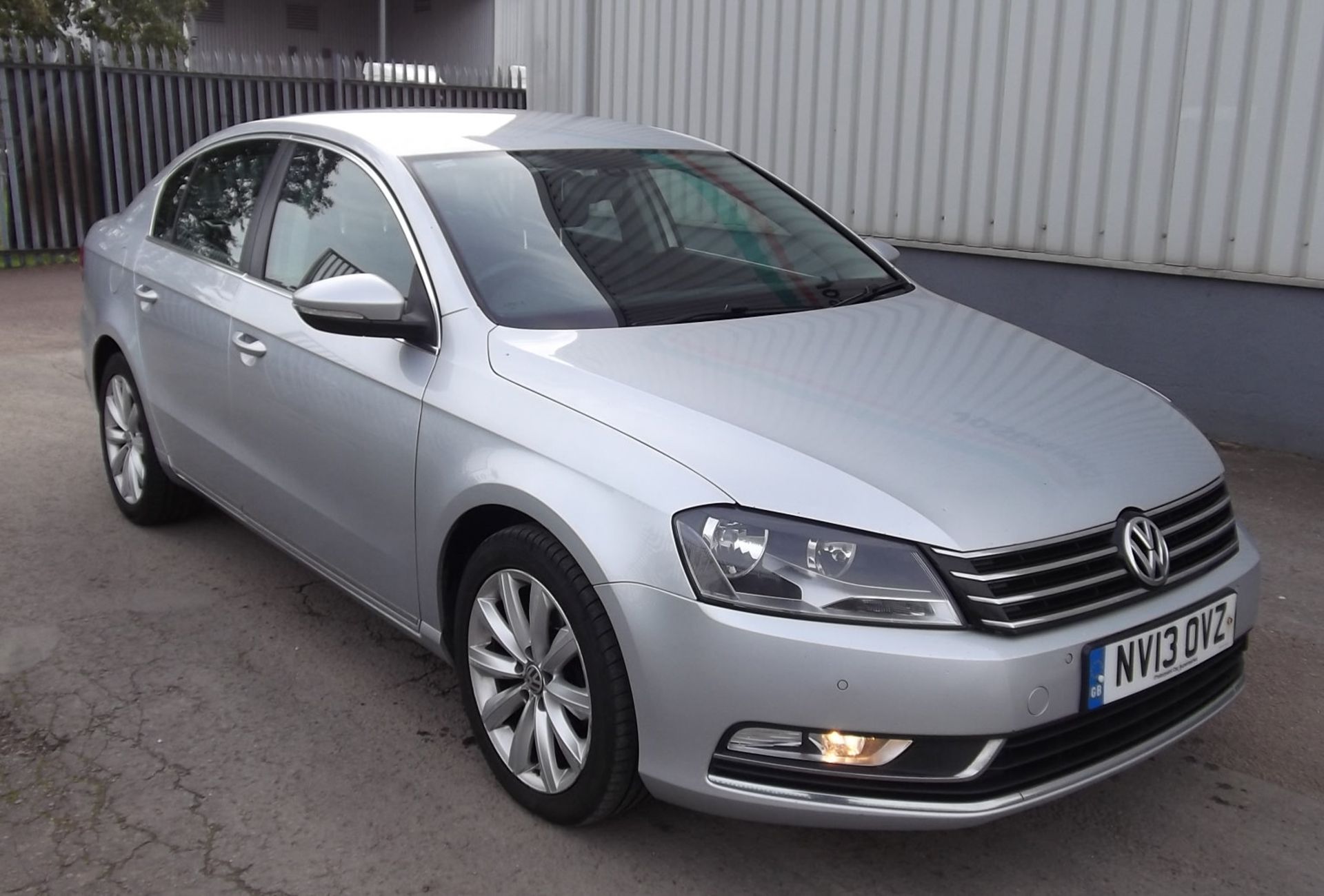 2013 Volkswagen Passat 2.0 HDI Highline Blue Tech 4 Door Saloon