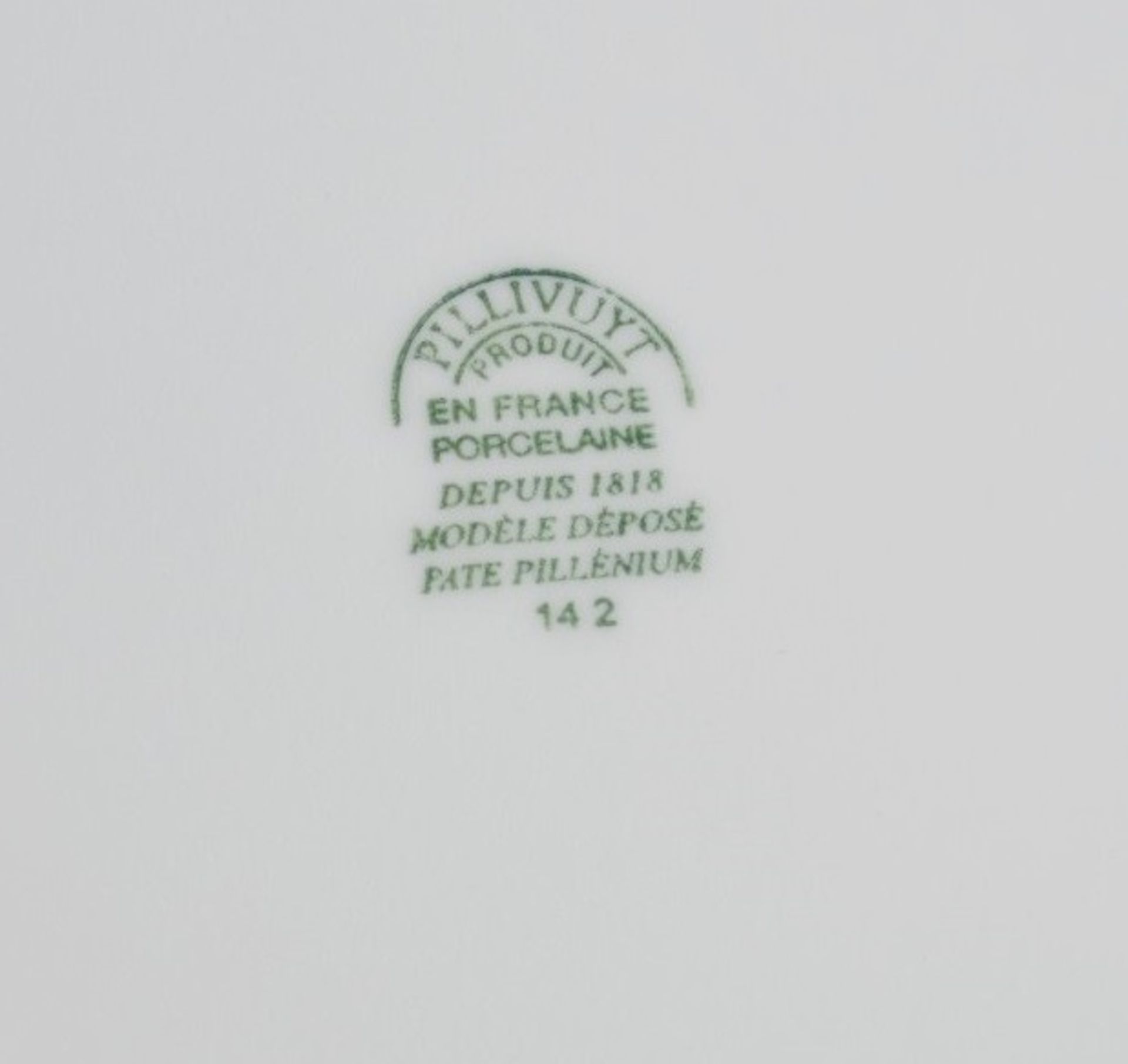 20 x PILLIVUYT Round 27cm Commercial Porcelain Dinner Plates In White - Made In France - Recently - Image 6 of 6