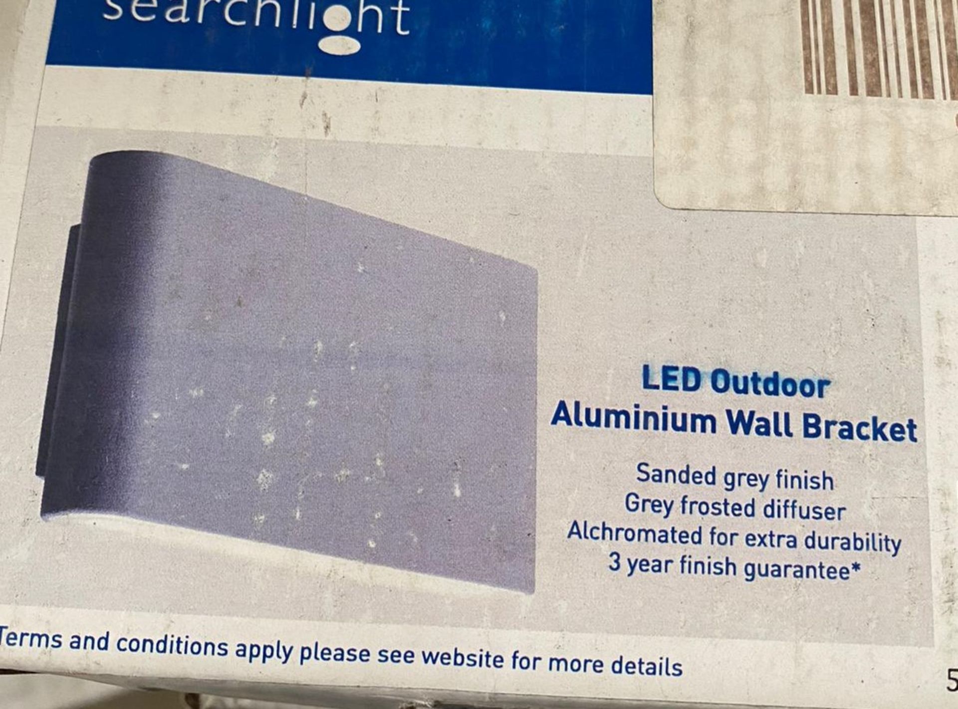 1 x Searchlight LED Outdoor Aluminium Wall Bracket - Ref: 2562GY - New and Boxed - RRP: £70