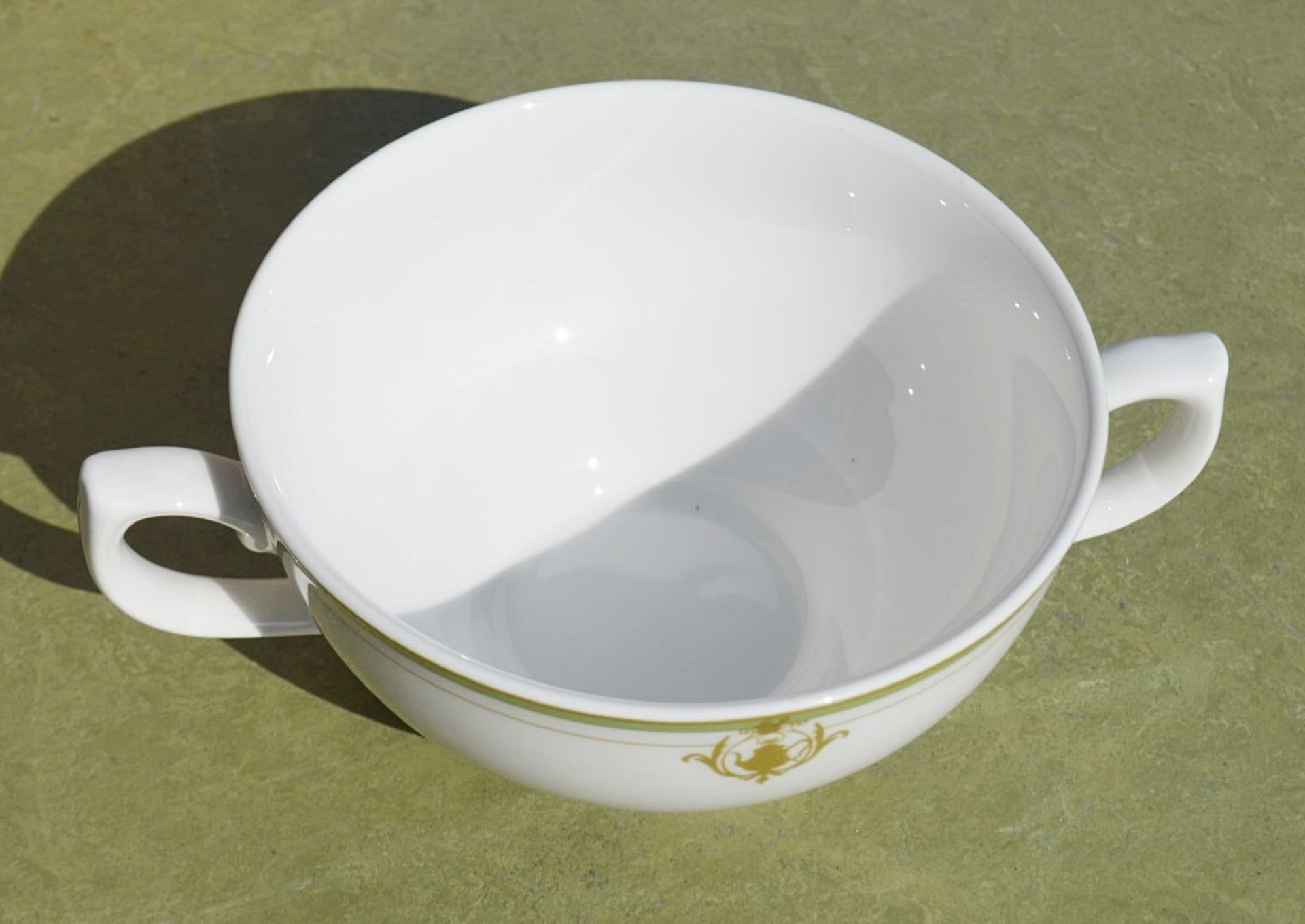 36 x DUDSON Fine China 'Georgian' 2-Handle Soup Cups With 'Famous Branding' - 10oz / 28cl - Recently - Image 3 of 8