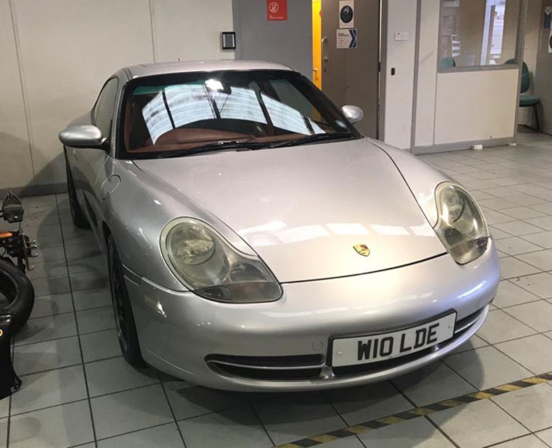 2000 Porsche 911 Carrera 4 Tiptronic S - Excellent Condition - No VAT ON THE HAMMER - Location: Alt