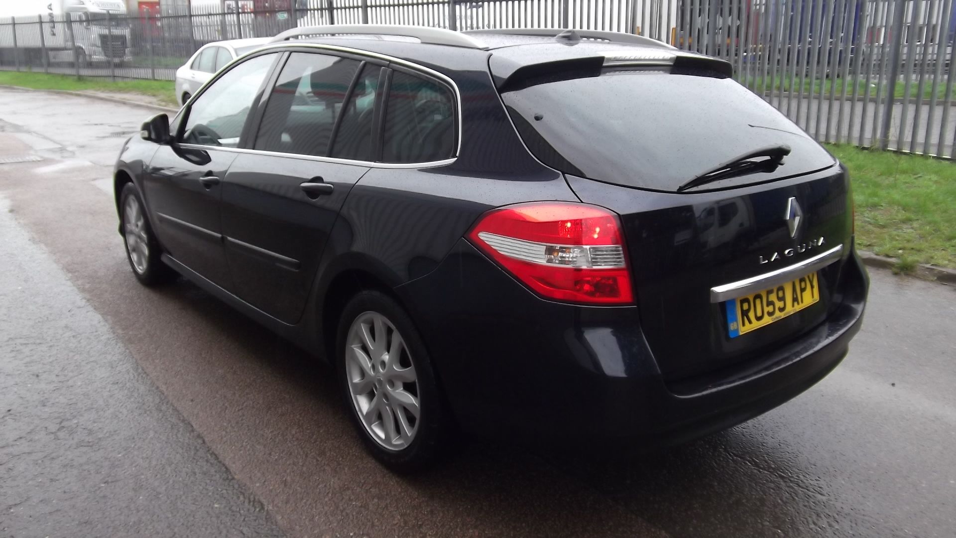 2009 Renault Laguna 2.0 Dci Dynamique 5 Door Estate - Image 8 of 11