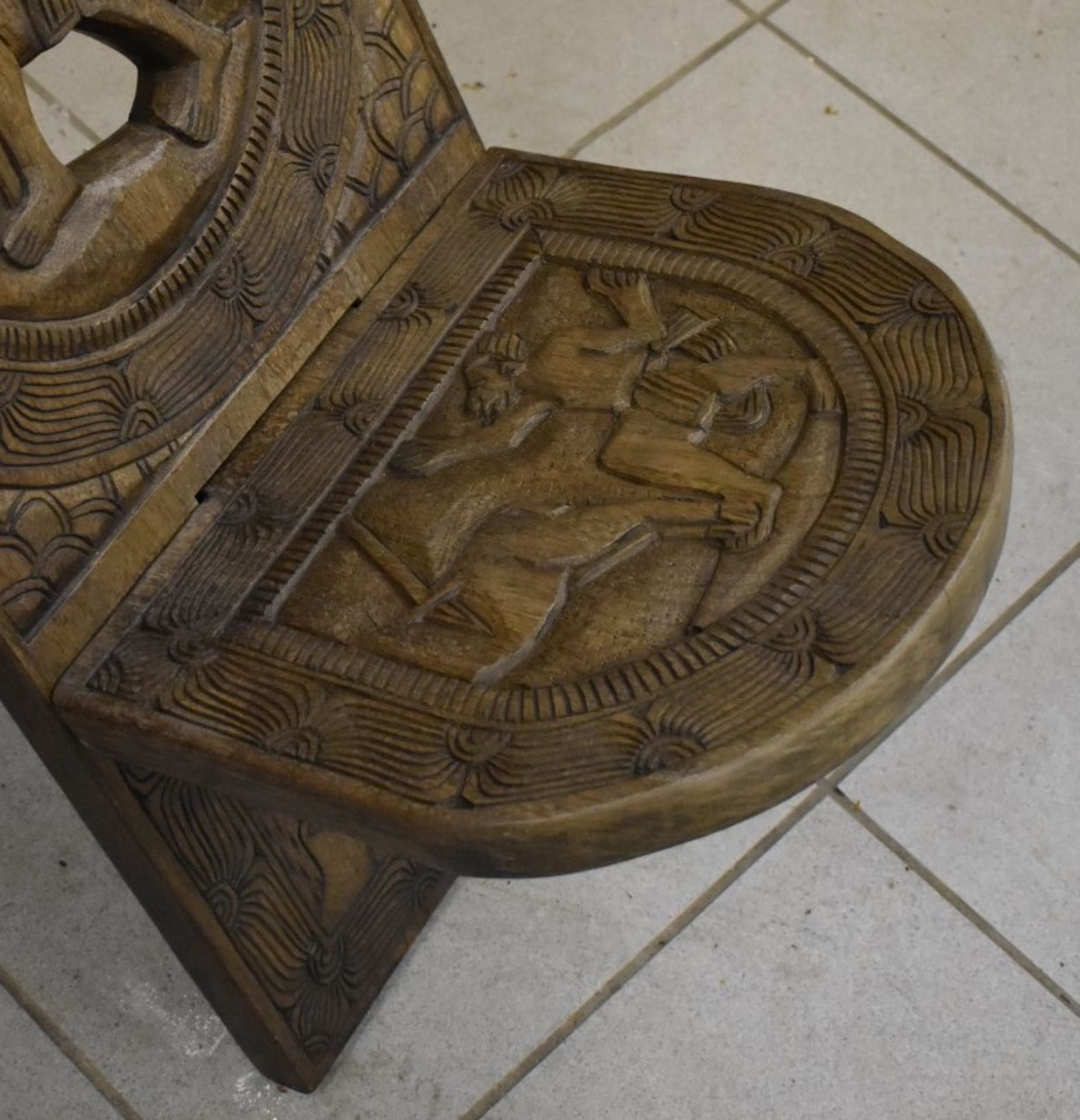1 x Vintage Hand Carved African Hardwood Chair - From an Exclusive Hale Property - Image 2 of 4