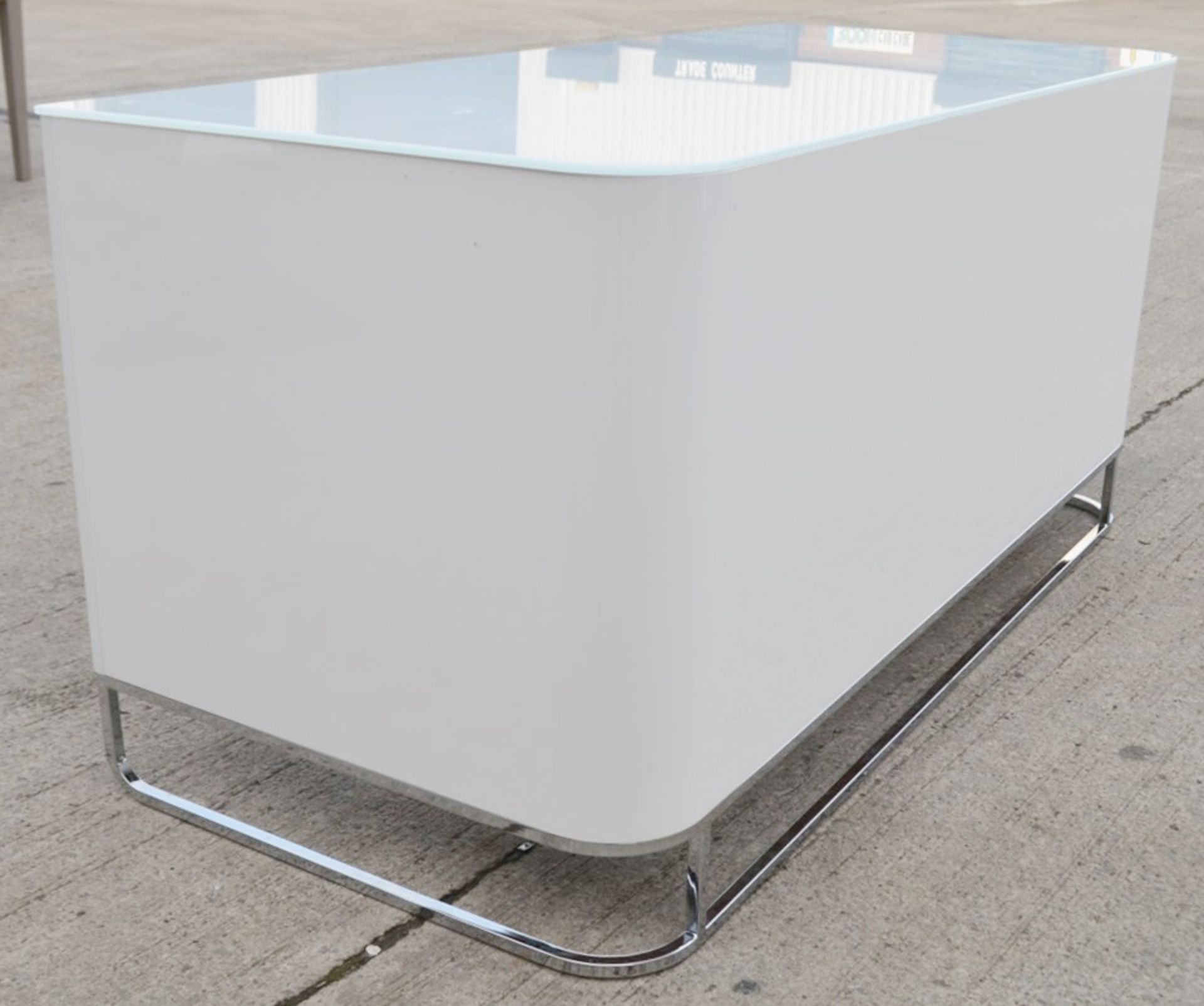 1 x LIGNE ROSET Hyannis Port Desk - Ex-Display In Great Condition - Original Price £2,492 - Image 2 of 4