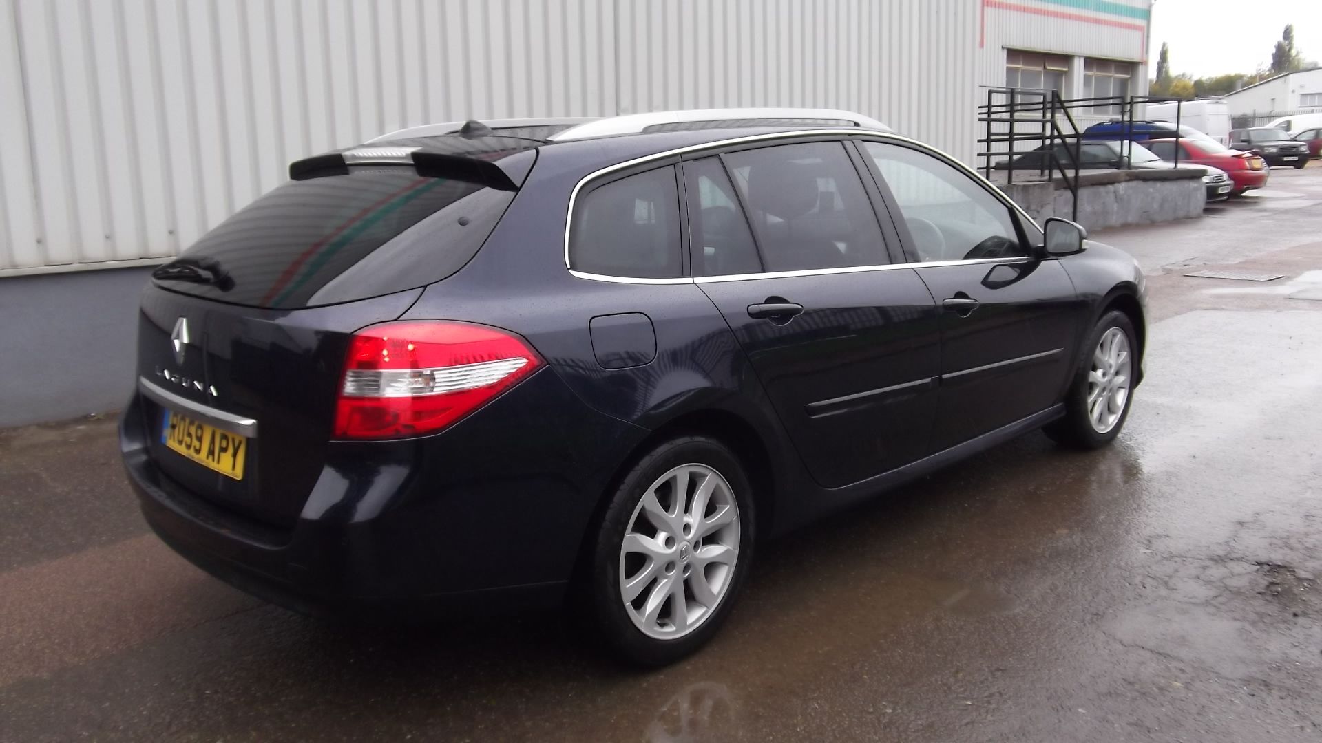 2009 Renault Laguna 2.0 Dci Dynamique 5 Door Estate - Image 9 of 11