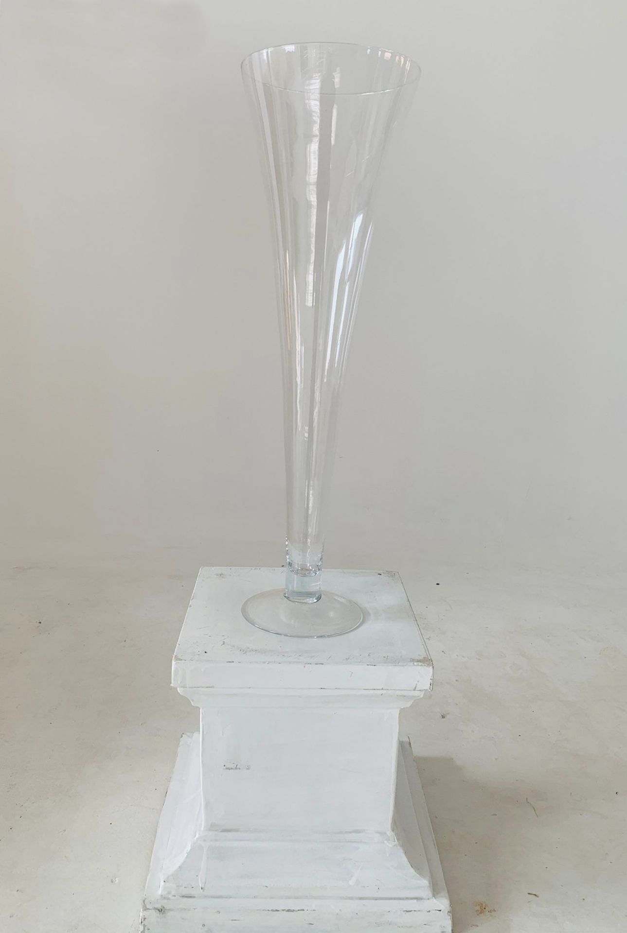5 x 80cm Glass Trumpet Vases - Dimensions: 80x25cm - Ref: Lot 38 - CL548 - Location: Leicester