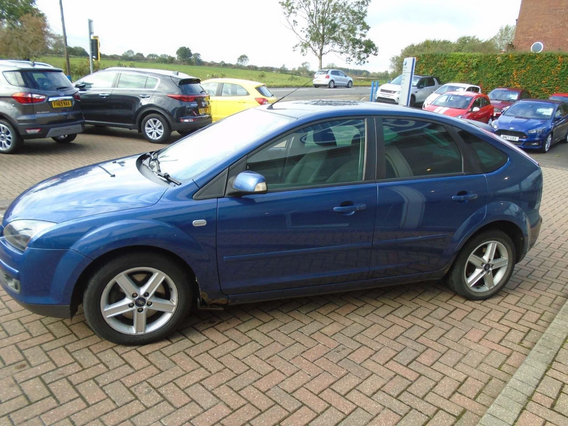 2007 Ford Focus 1.8 TDCI Titanium 5 Door Hatchback - Image 5 of 17