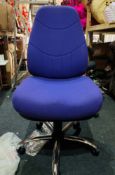 1 x Blue Office Chair - Ref: Lot 8 - CL548 - Location: Leicester LE4All items are pre-owned, from