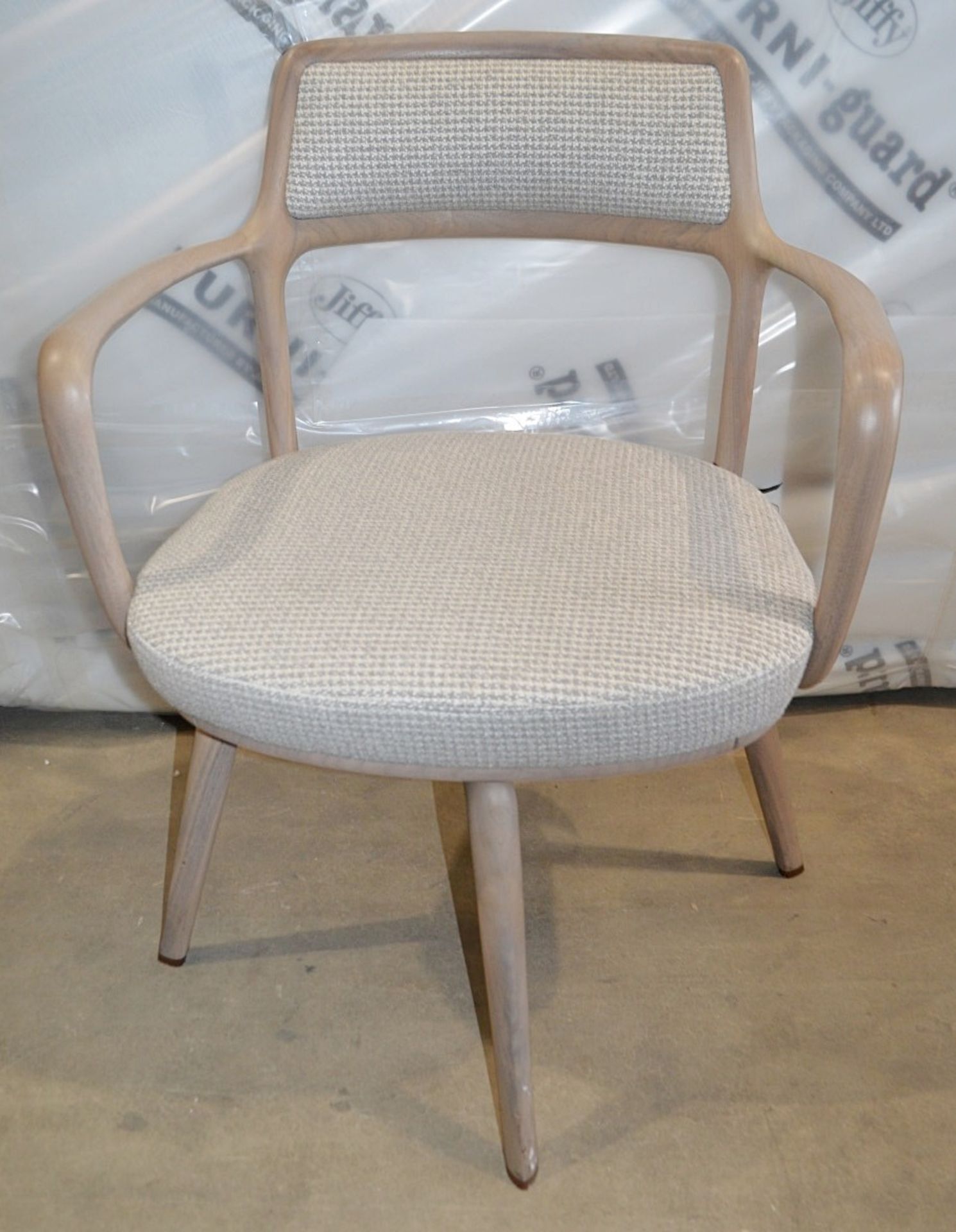 1 x GIORGETTI 'Baron' Low Back Italian Designer Armchair With Swivel Seat - Original Price £3,527 - Image 3 of 12