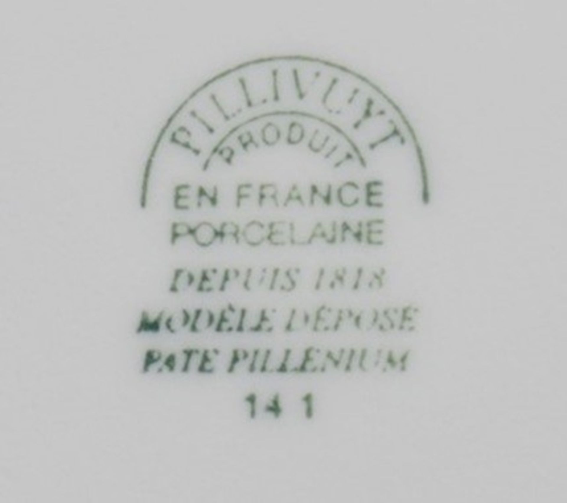 20 x PILLIVUYT Round 26cm Commercial Porcelain Dinner Plates In White - Made In France - Recently - Image 3 of 4