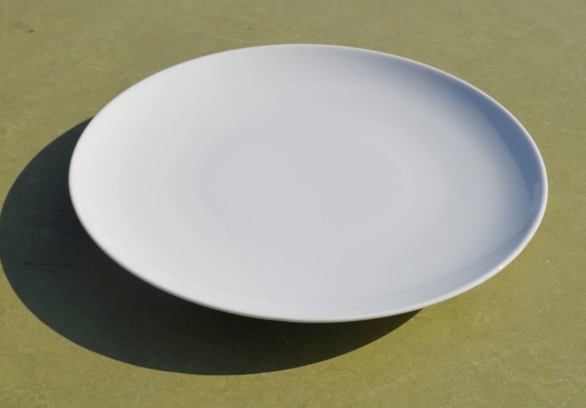 20 x PILLIVUYT Round 26cm Commercial Porcelain Dinner Plates In White - Made In France - Recently