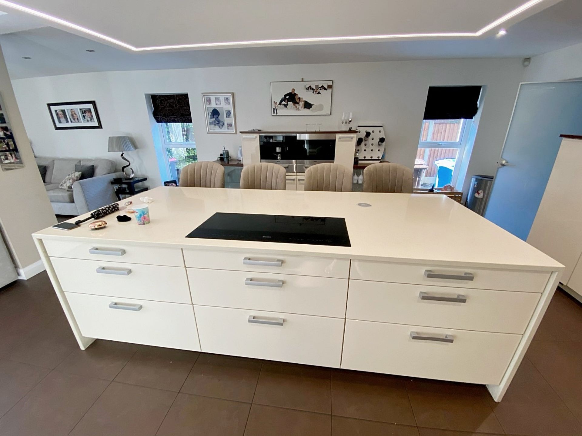 1 x Bespoke Luxury ALNO Branded Fitted Kitchen With Miele Appliances And Silestone® Central Island - Image 9 of 10