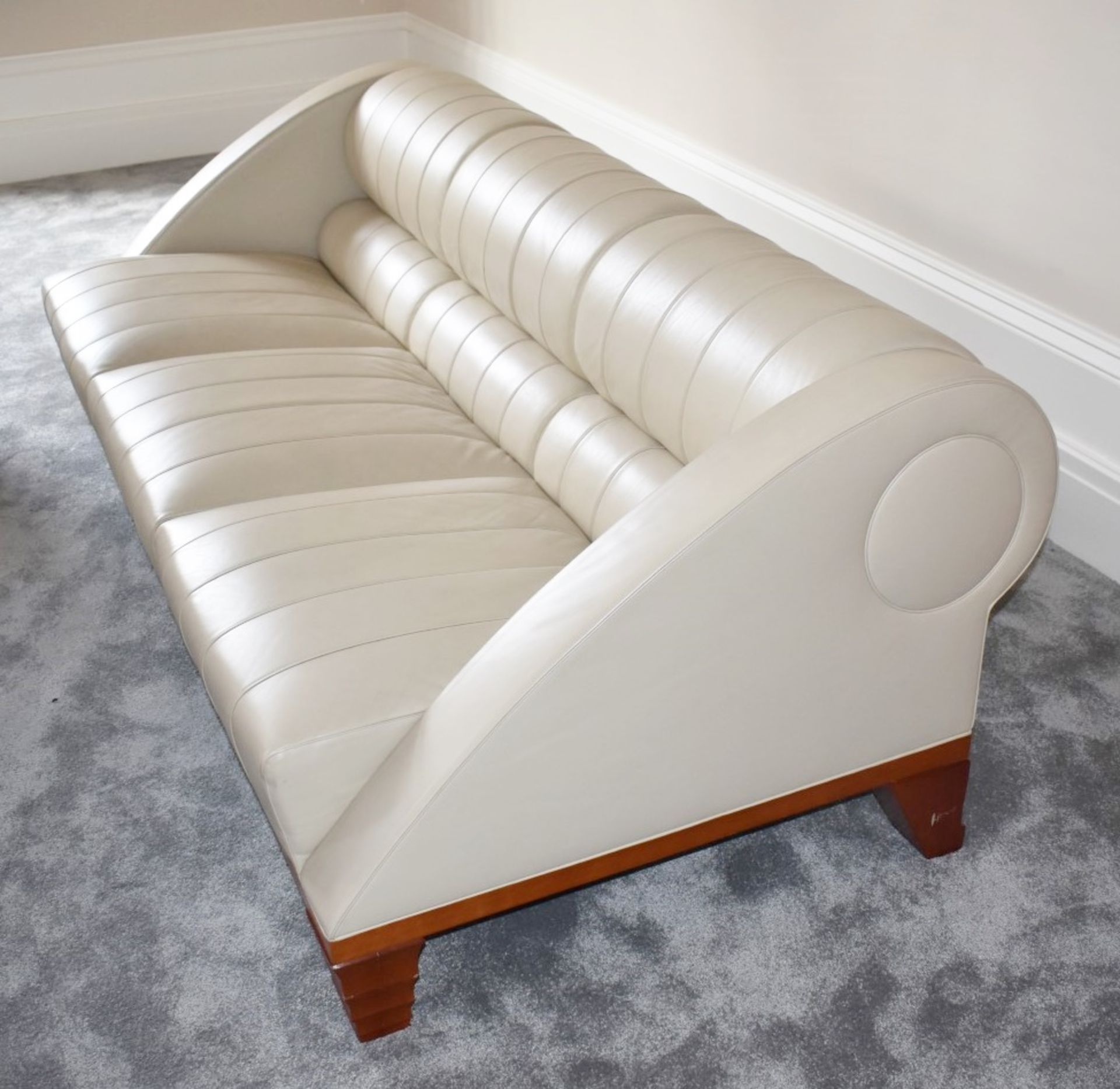1 x Giorgetti Aries Three Seater Leather Sofa - Designed by Leon Krier - Contemporary Sofa - Image 2 of 10