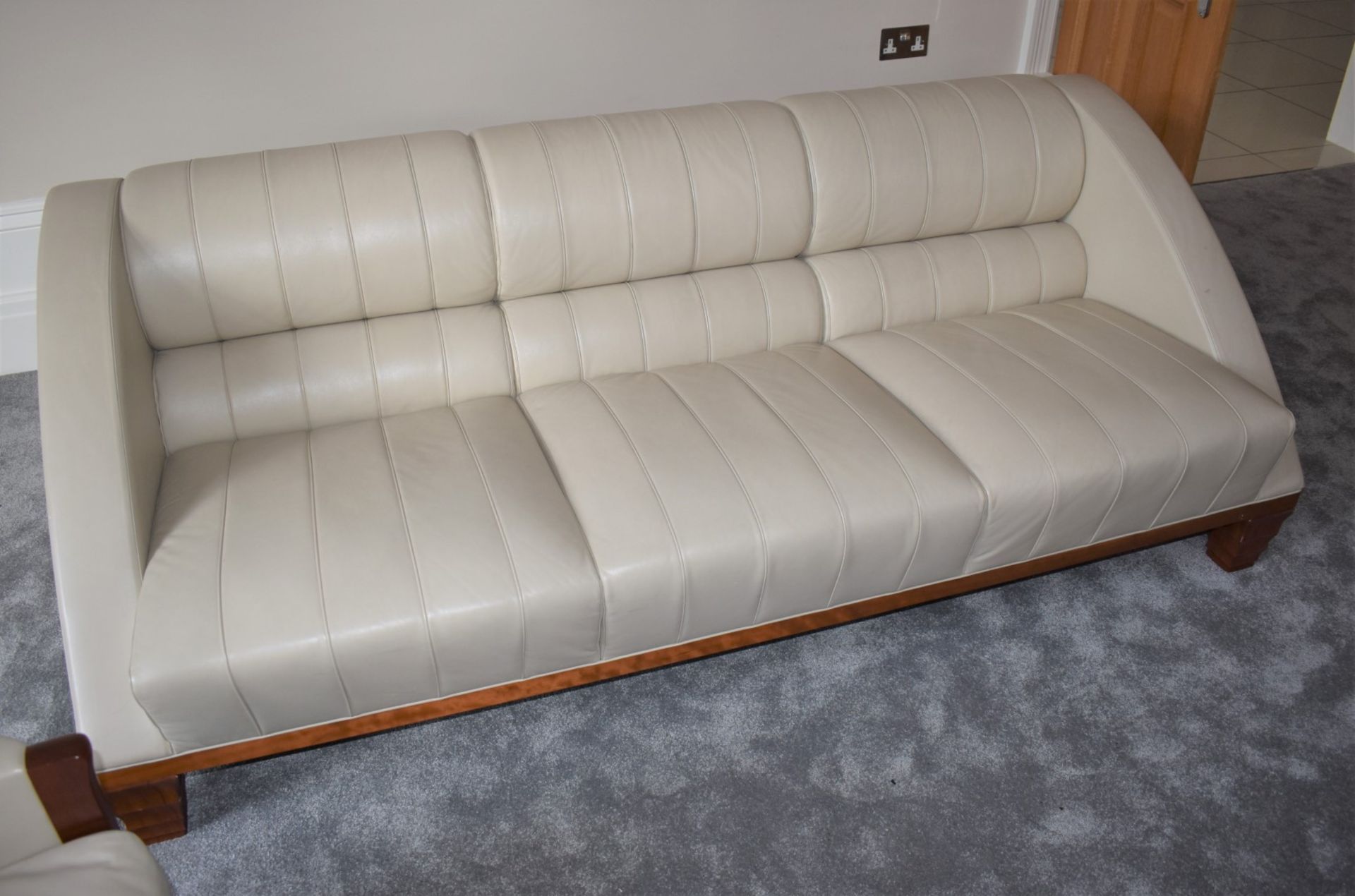1 x Giorgetti Aries Three Seater Leather Sofa - Designed by Leon Krier - Contemporary Sofa - Image 10 of 10
