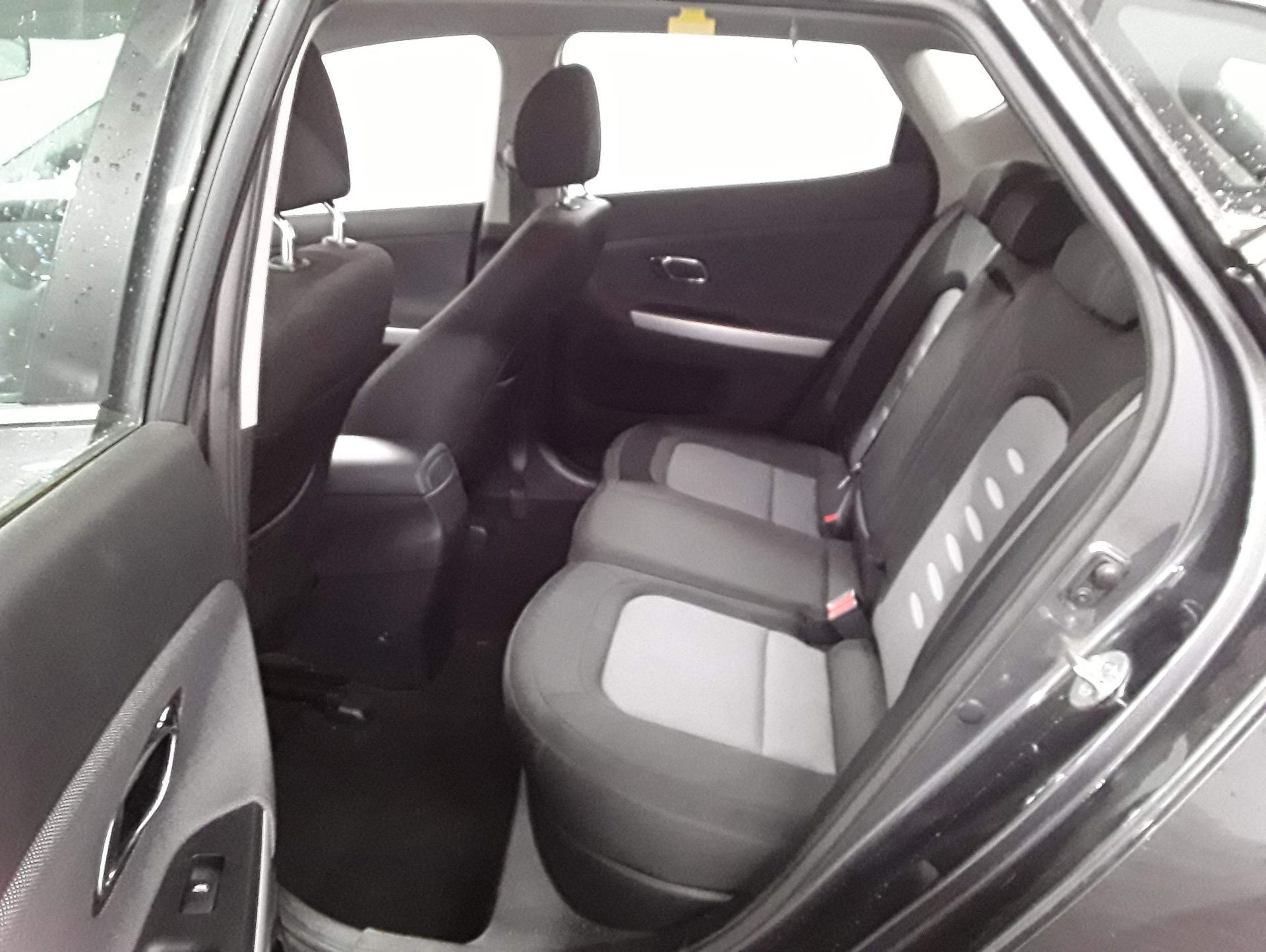 2015 Kia Ceed 2 1.6 CRDI Ecodynamiques 5 Door Hatchback - CL505 - NO VAT ON THE HAMMER - Location: C - Image 12 of 12