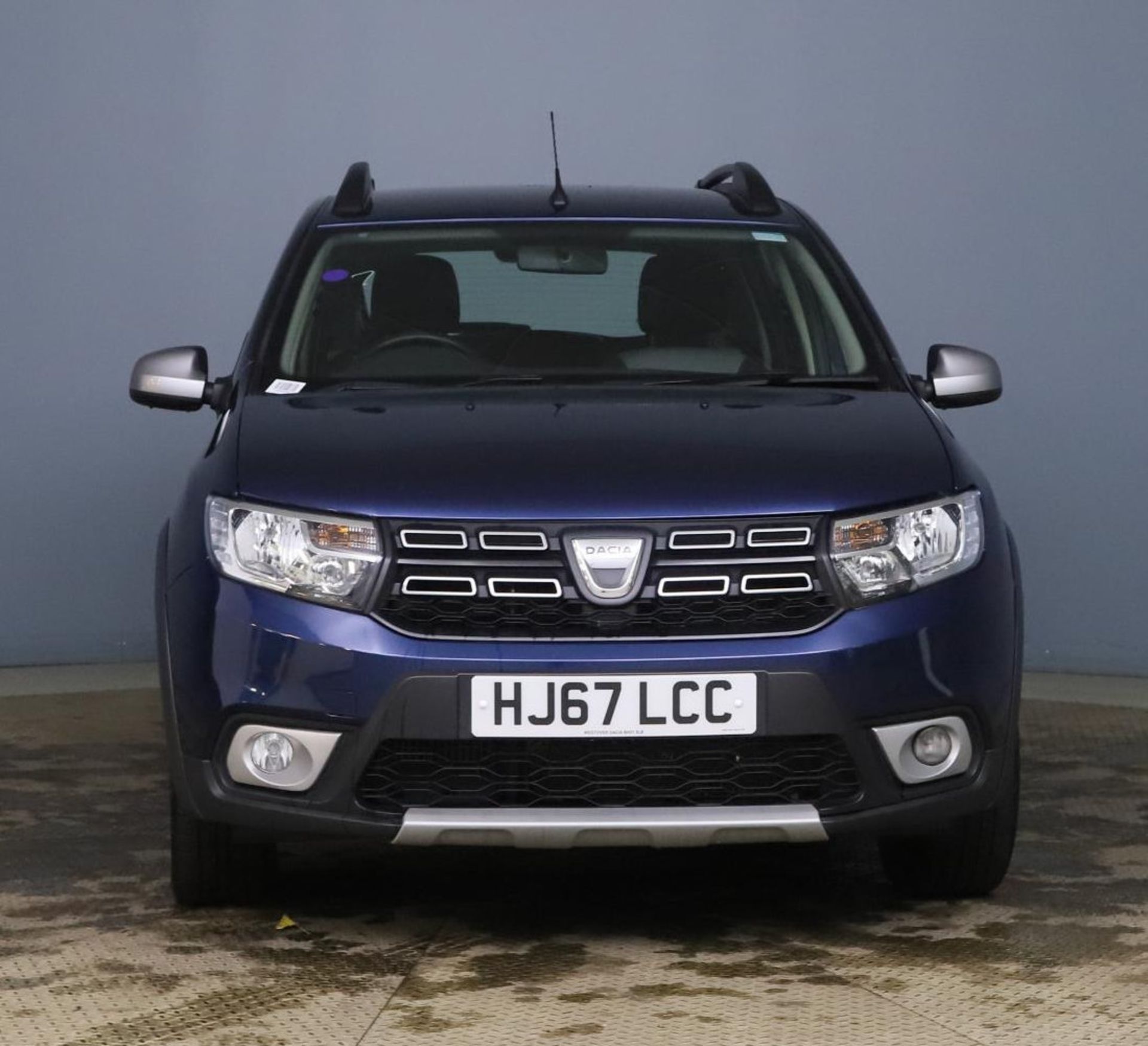 2017 Dacia Sandero Stepway Laureate 1.5 DCI 5 Door SUV - CL505 - NO VAT ON THE HAMMER - Location: Co - Image 3 of 11