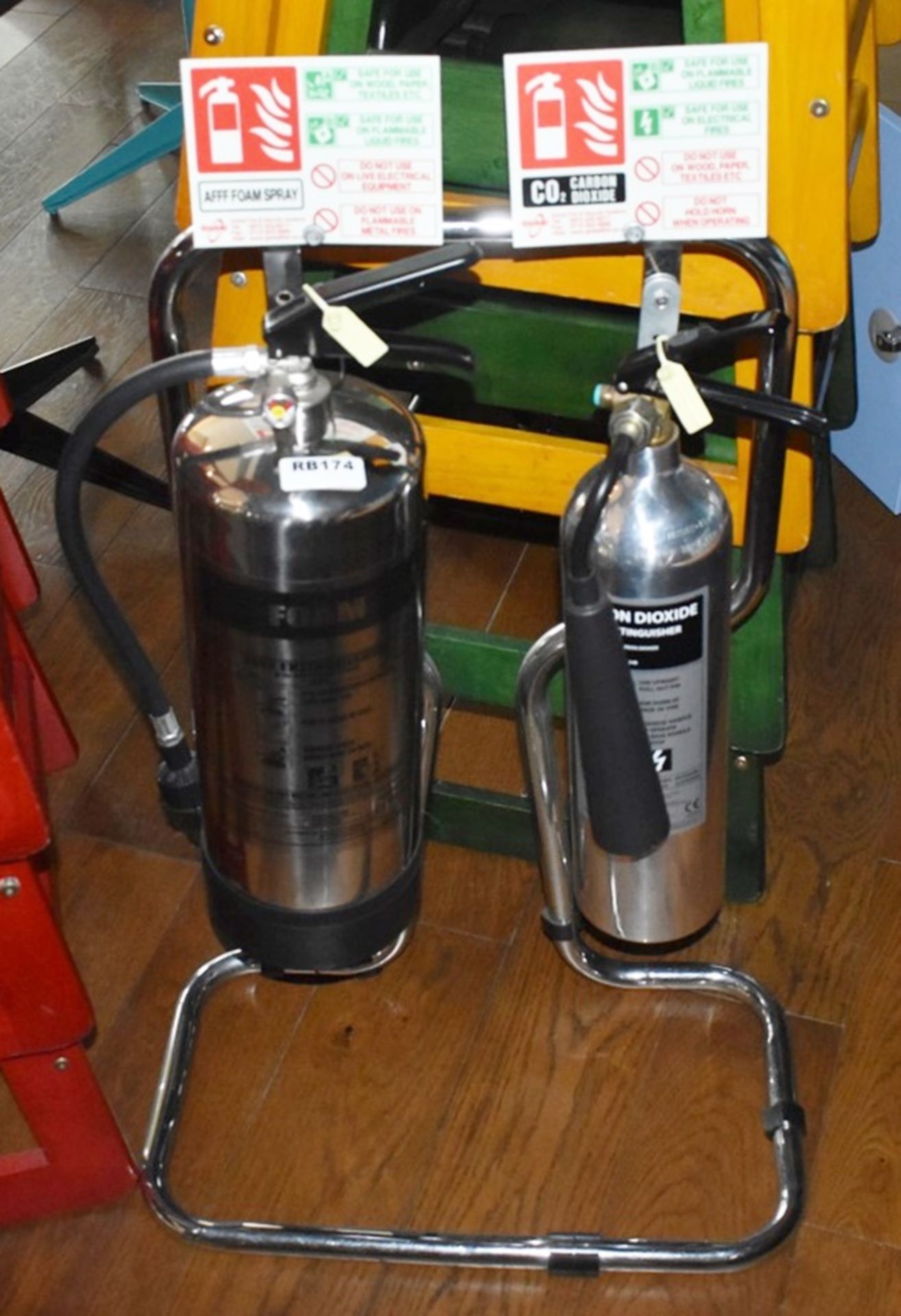 2 x Fire Extinguishers in Chrome With Stand - Foam & Carbon Dioxide - Ref: RB174 - CL558 - Location: