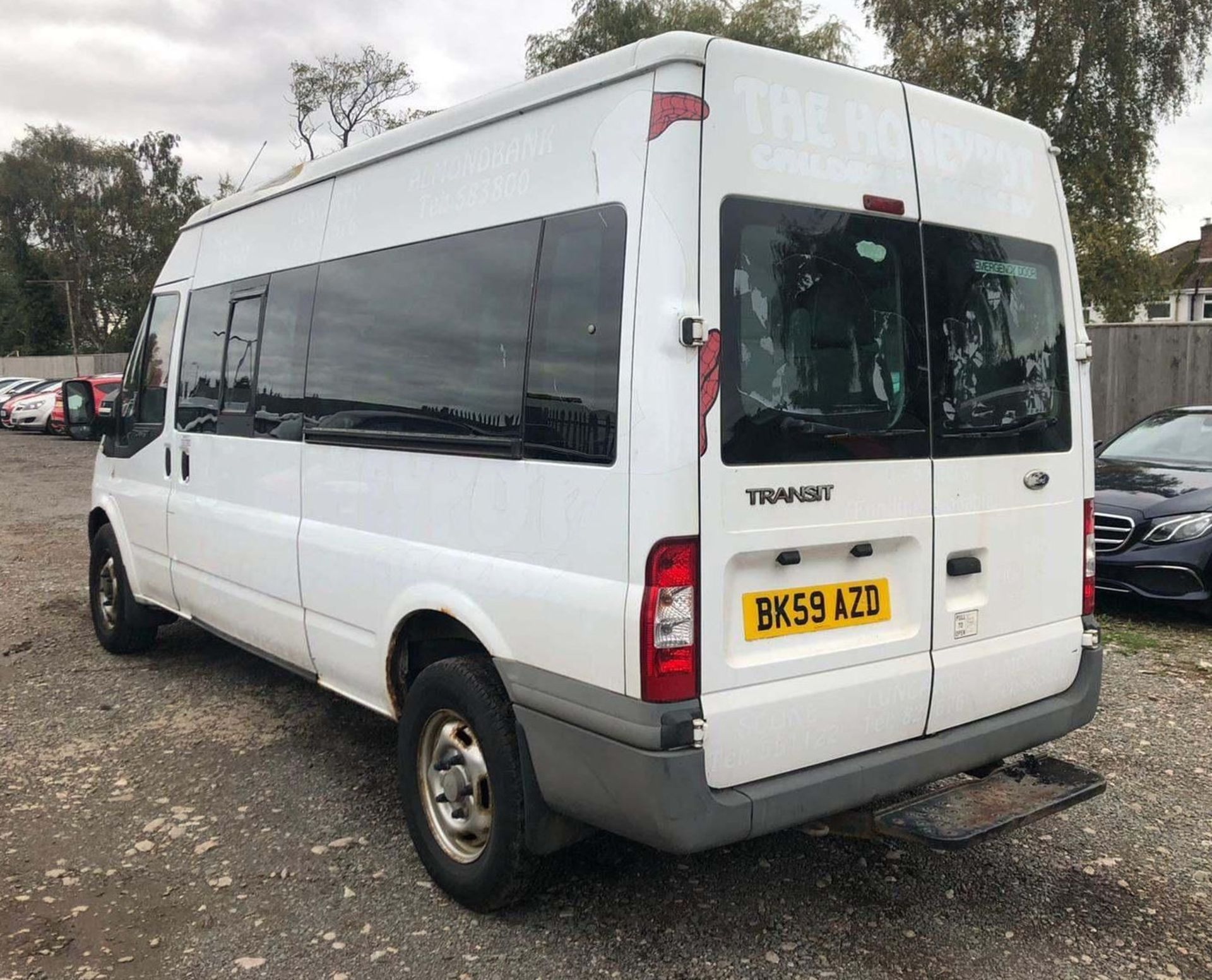 2009 Ford Transit 2.4D 15 Seat Minibus - CL505 - NO VAT ON THE HAMMER - Location: Corby, Northampton - Image 5 of 11