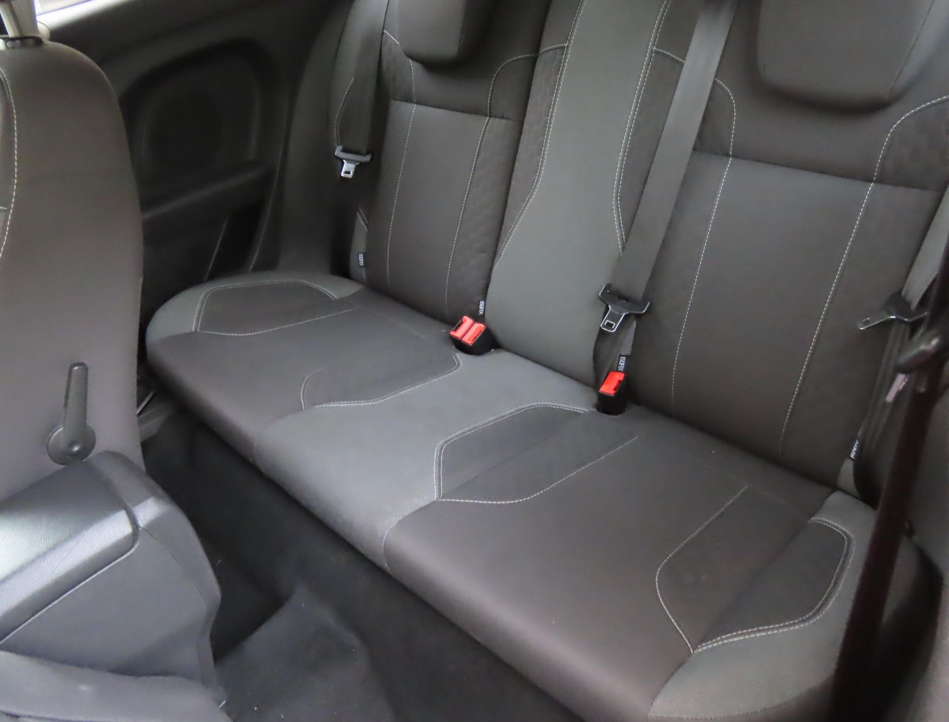2014 Ford Fiesta 1.0 Zetec S 5 Door Hatchback - FULL SERVICE HISTORY - CL505 - NO VAT ON THE HAMMER - Image 9 of 12