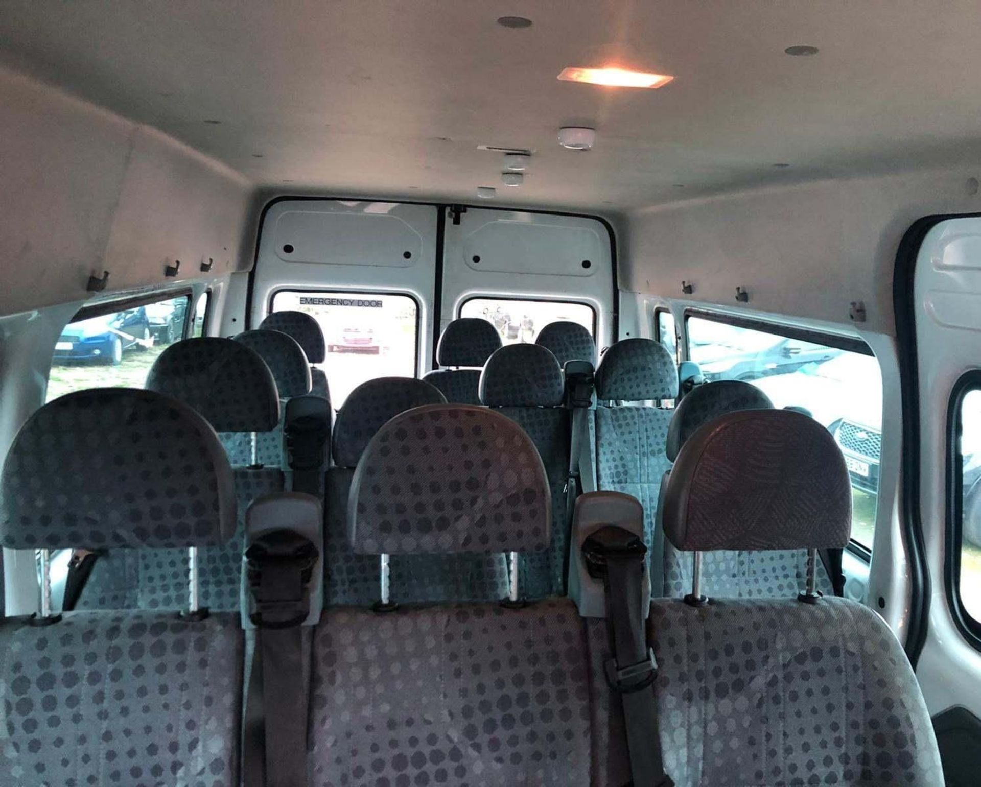 2009 Ford Transit 2.4D 15 Seat Minibus - CL505 - NO VAT ON THE HAMMER - Location: Corby, Northampton - Image 8 of 11