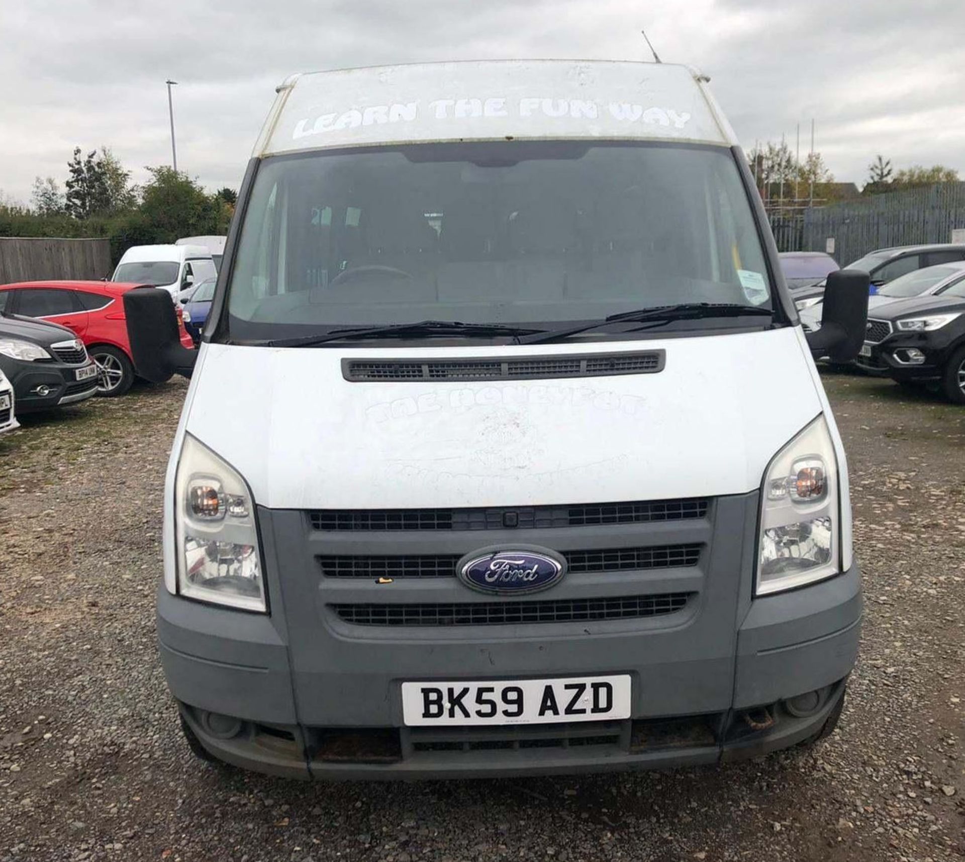 2009 Ford Transit 2.4D 15 Seat Minibus - CL505 - NO VAT ON THE HAMMER - Location: Corby, Northampton - Image 2 of 11