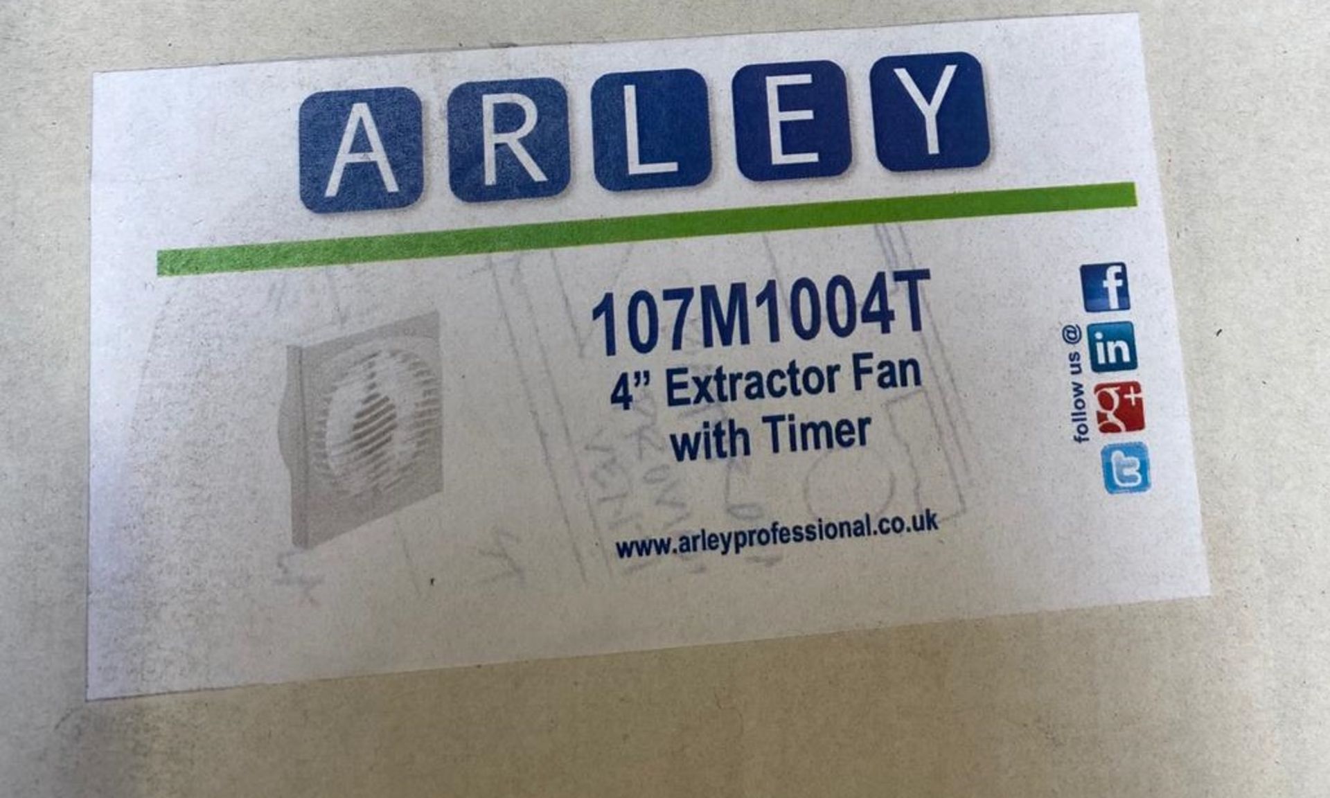 1 x Arley 4" Extractor Fan with Timer - Code: 107M1004T - New Stock - Location: Altrincham WA14 -