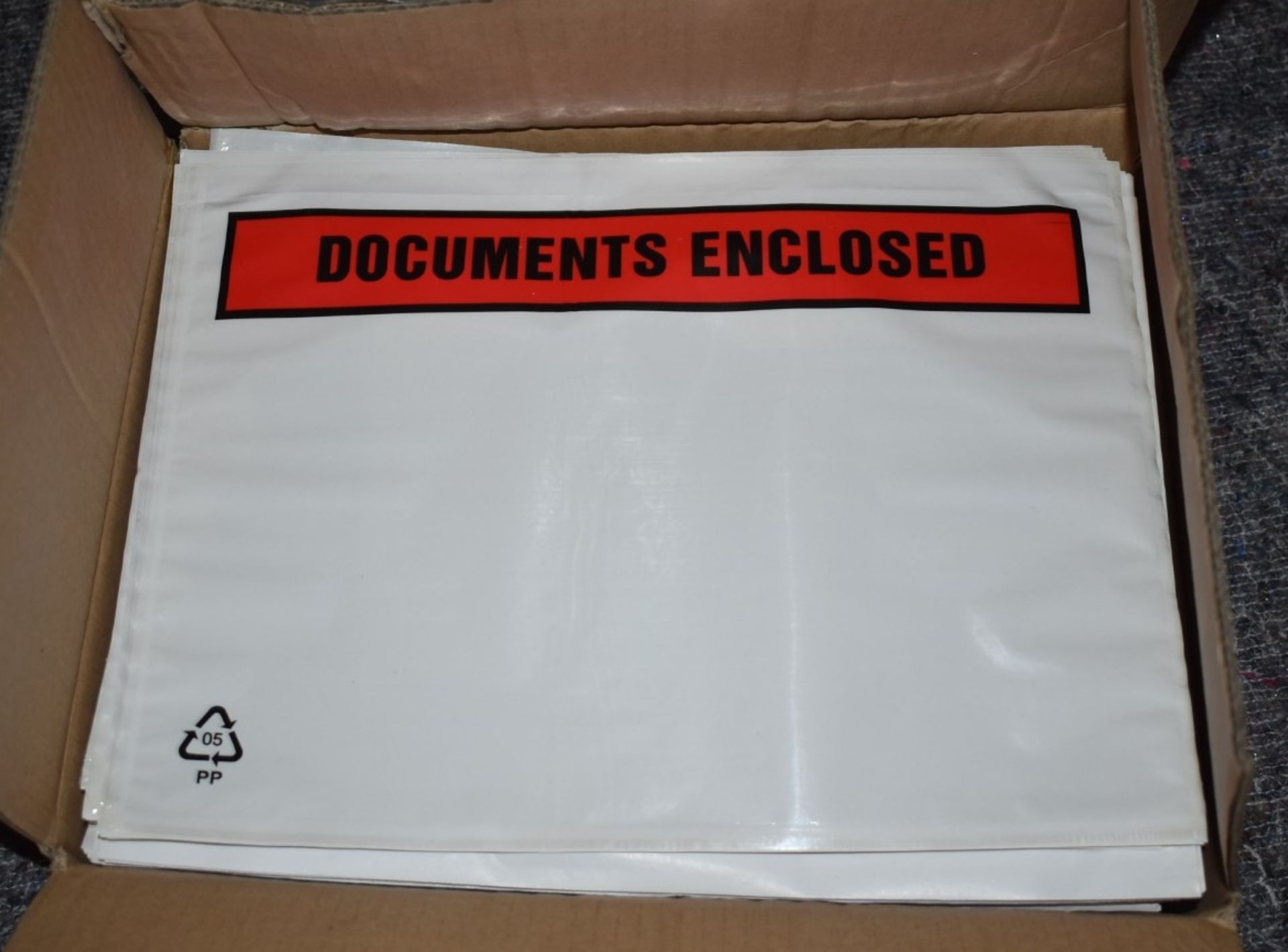 Approx 500 x A4 Printed Documents Enclosed Wallets - Ref: In2138 wh1 pal1 - CL011 - Location: