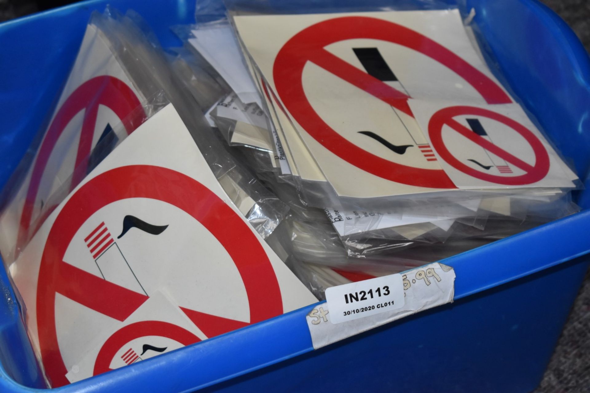 1 x Large Box of NO SMOKING STICKERS - Over 100 Brand New Multi Packs of Stickers Including Small - Image 4 of 6