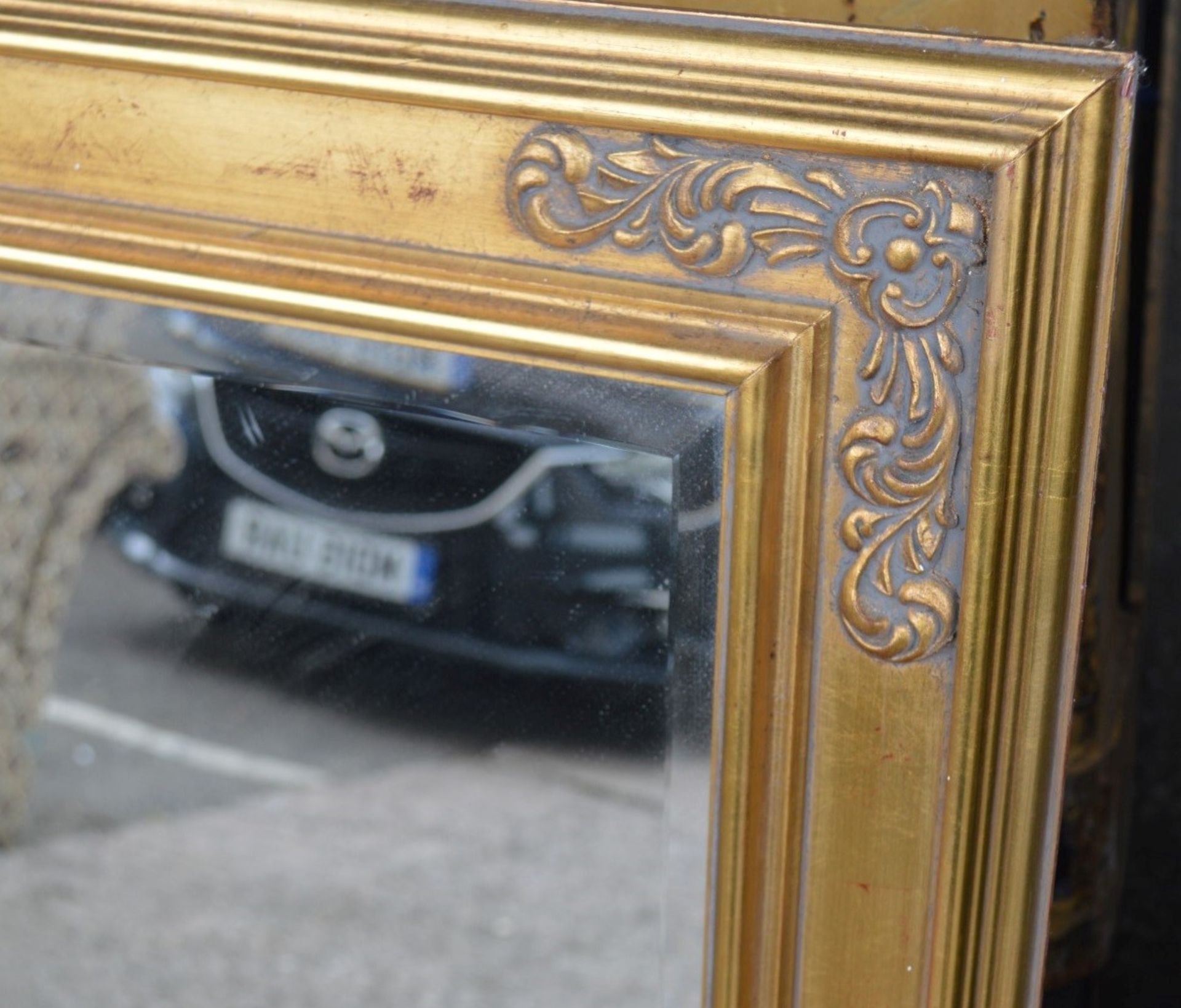 1 x Large Statement Mirror In A Gold Frame With An Aged Finish - Dimensions: 141 x 110cm - Image 4 of 5