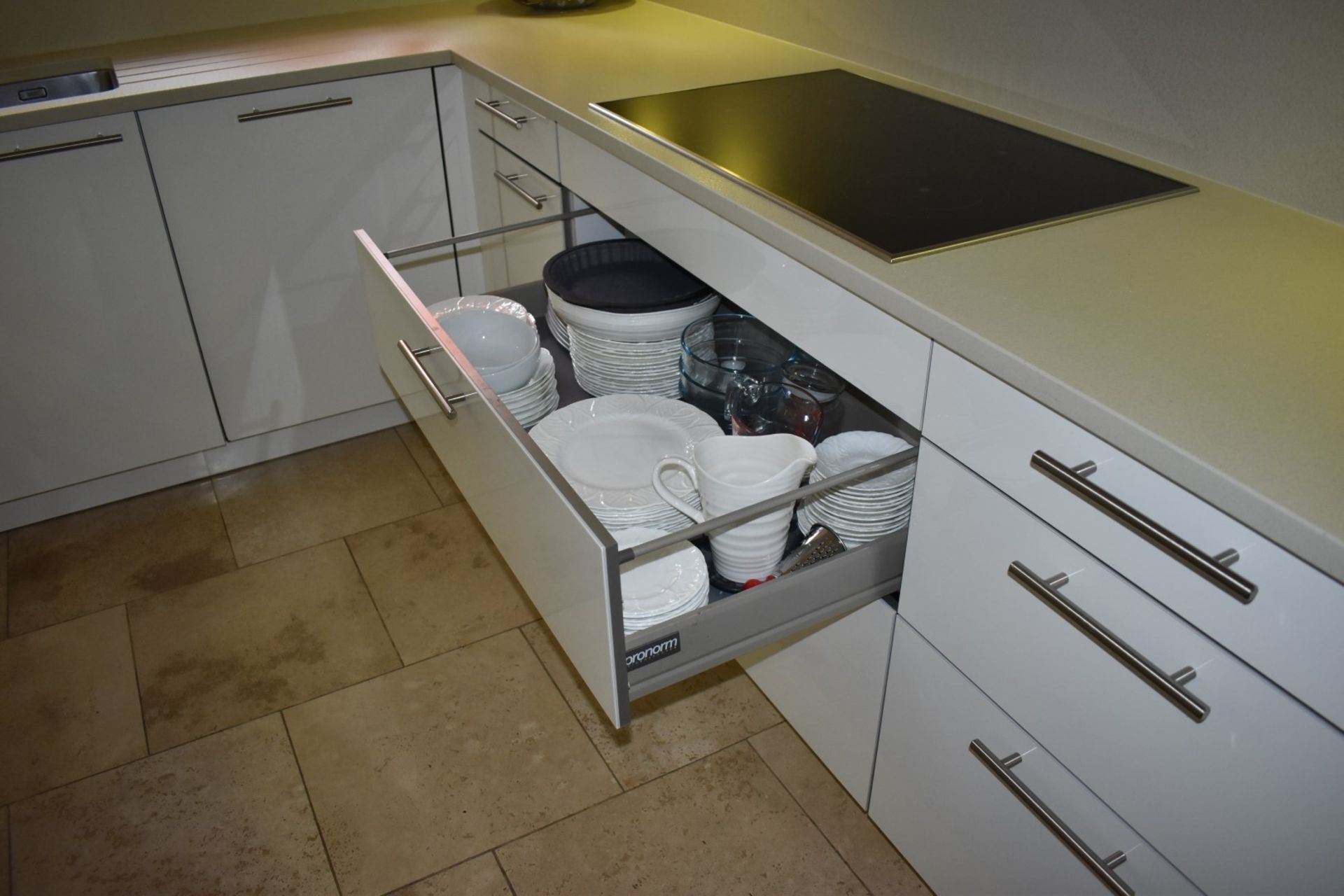1 x Pronorm Einbauküchen German Made Fitted Kitchen With Contemporary High Gloss Cream Doors and - Image 23 of 50