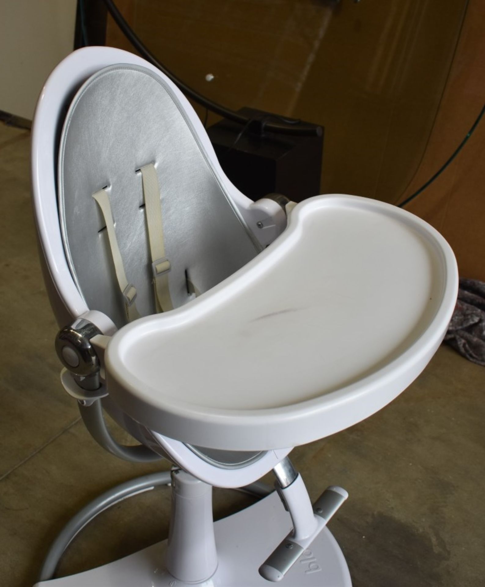 1 x Bloom Children's High Chair - RRP £499 - No VAT on the Hammer - CL572 - Ref DFL100 - Location: - Image 5 of 8