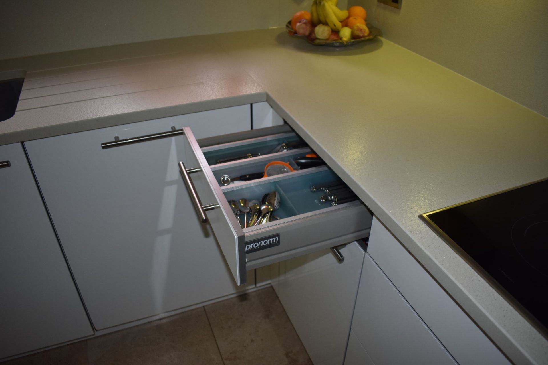 1 x Pronorm Einbauküchen German Made Fitted Kitchen With Contemporary High Gloss Cream Doors and - Image 24 of 50