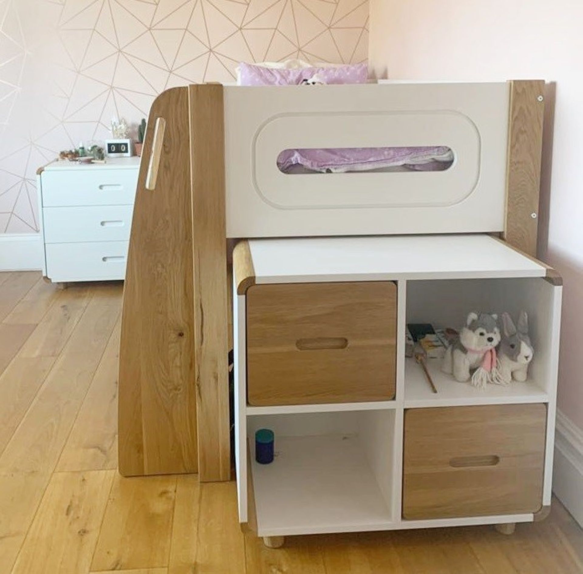 1 x 4-Piece STOMPA 'Curve' Children's Premium Bedroom Set - Preowned - Location: Wilmslow, Cheshire - Image 6 of 9