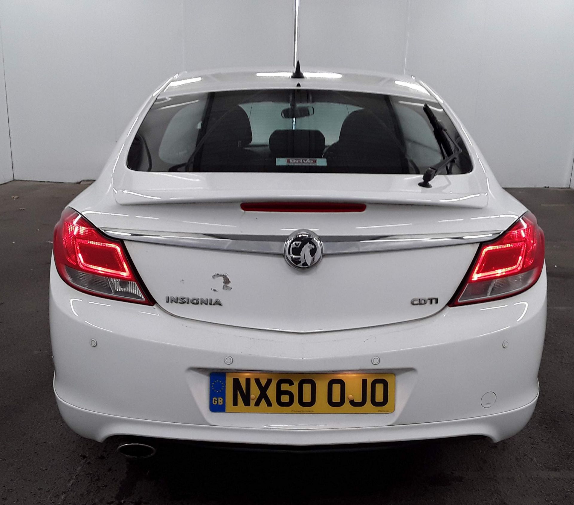 2010 Vauxhall Insignia 2.0 CDTI SRI 5 Door Hatchback - CL505 - NO VAT ON THE HAMMER - Location: Corb - Image 8 of 11
