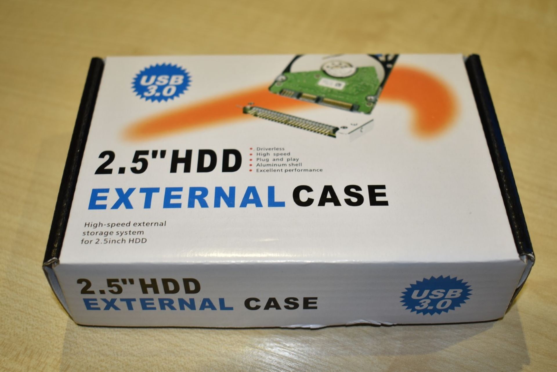 1 x External 500gb Hard Drive - Fast USB 3.0 External Drive With Aluminum Case, Carry Pouch and - Image 3 of 4