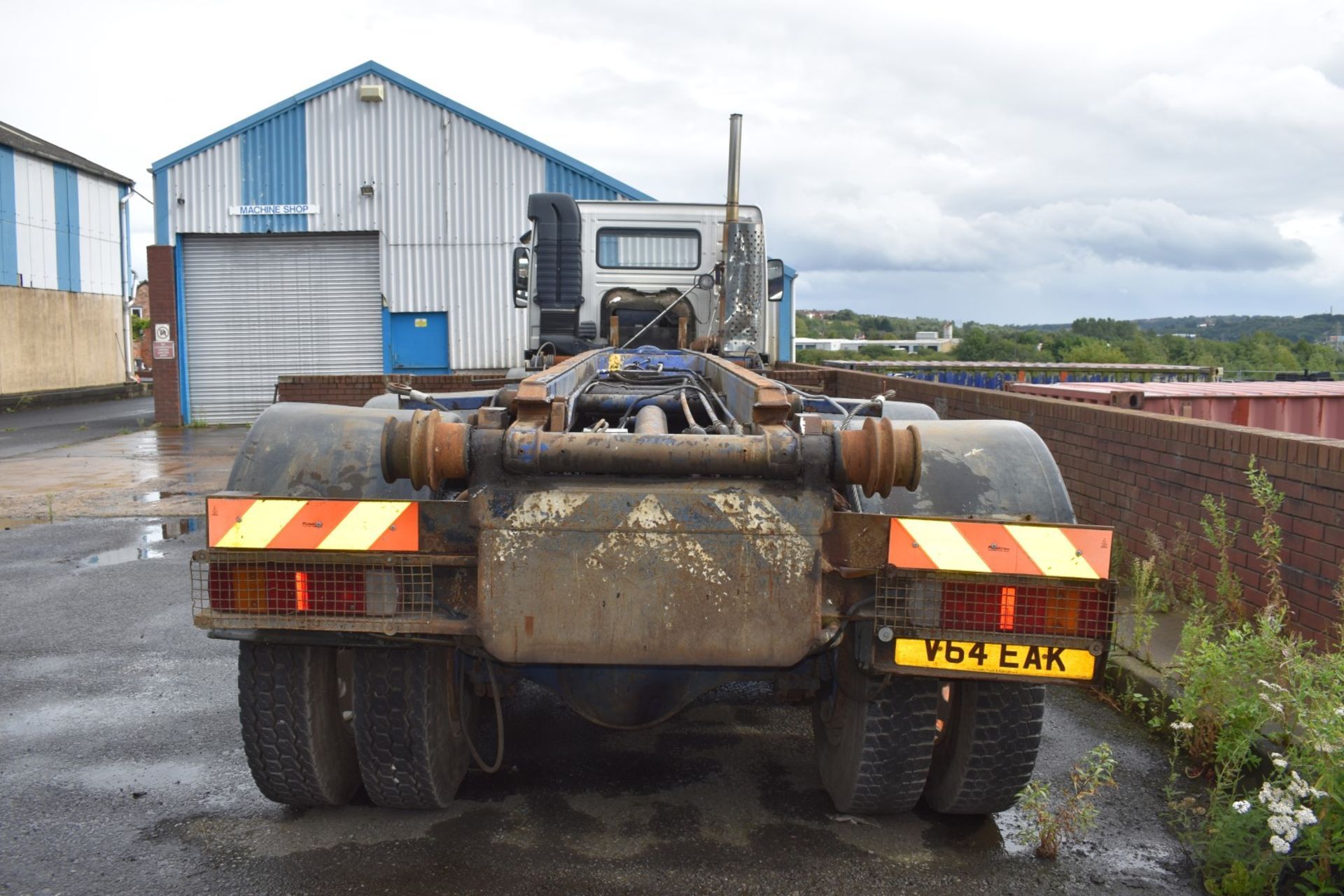 1 x Volvo 340 Plant Lorry With Tipper Chasis and Fitted Winch - CL547 - Location: South Yorkshire. - Image 9 of 25