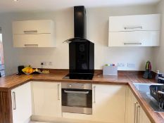 1 x Fitted Kitchen With Gloss White Units, Laminate Worktops & Branded Appliances - Preowned