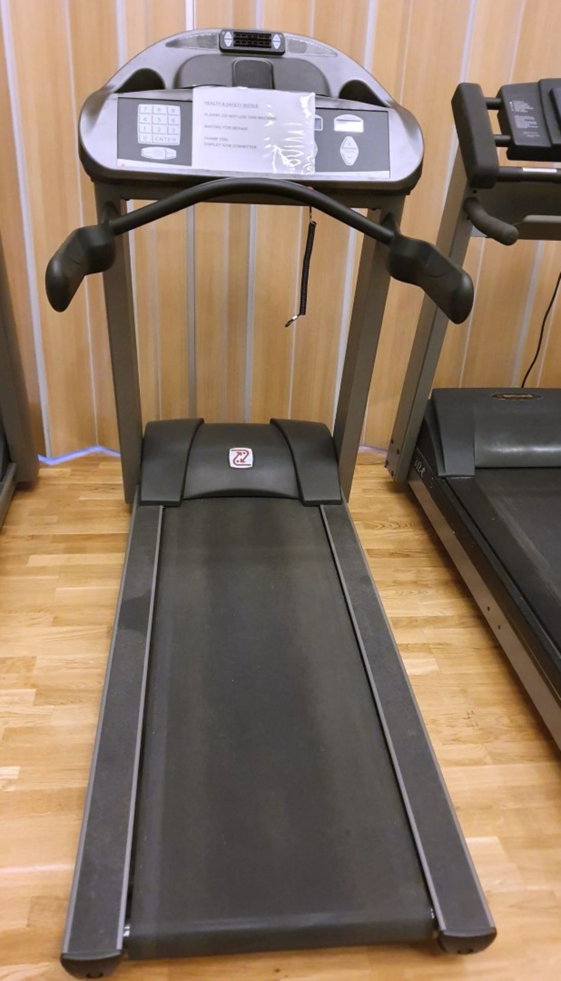 1 x Landice L7 Club Series Treadmill Running Machine - Approx RRP £6,000 - Please Read Description - - Image 2 of 4