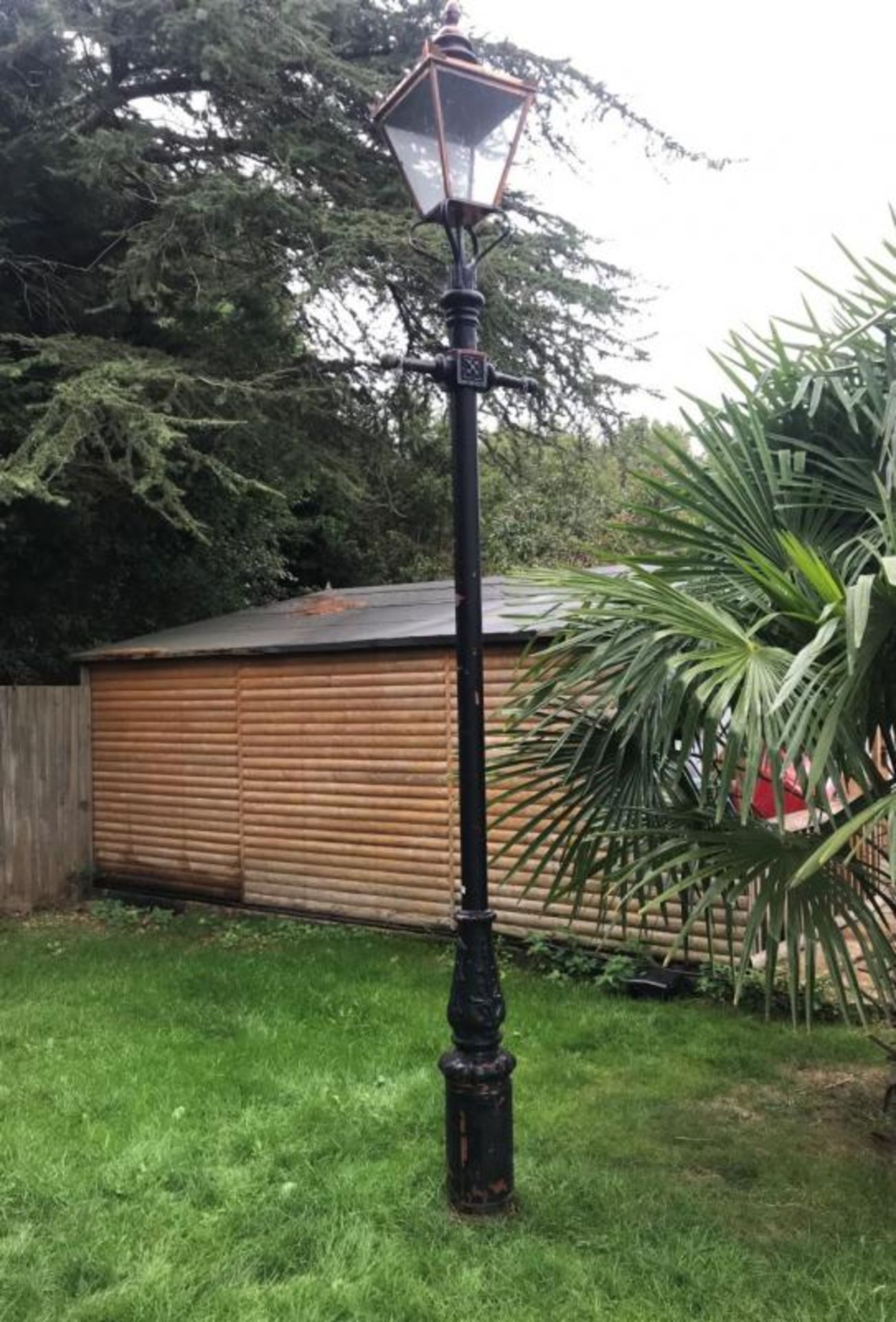 1 x Original 4.8 Metres High Cast Iron Lampost with Copper Chelsea Lantern Top - Dimensions: Height