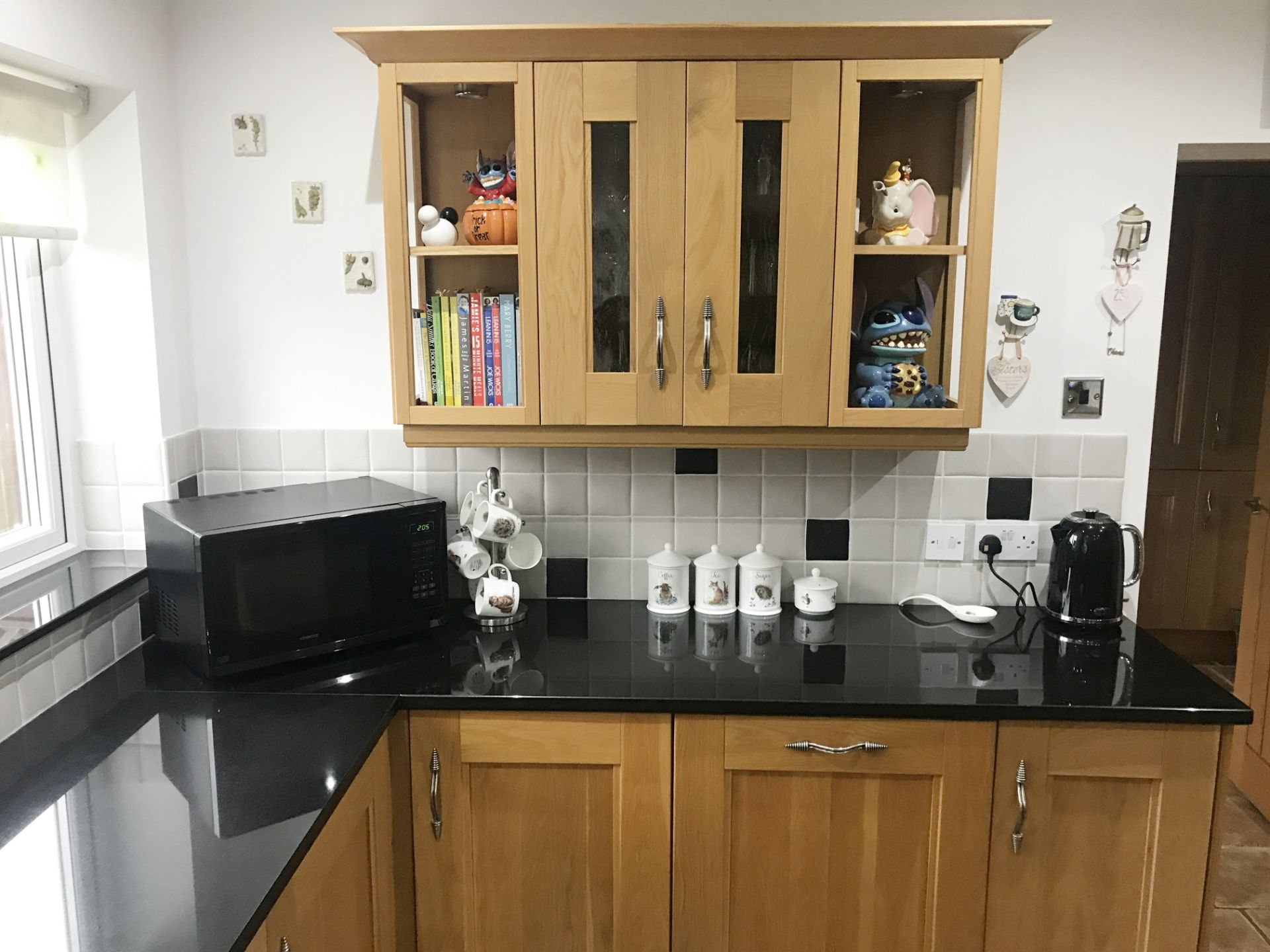 1 x Farmhouse Shaker Style Fitted Kitchen Featuring Solid Oak Soft Close Doors, Central Island, - Image 46 of 60