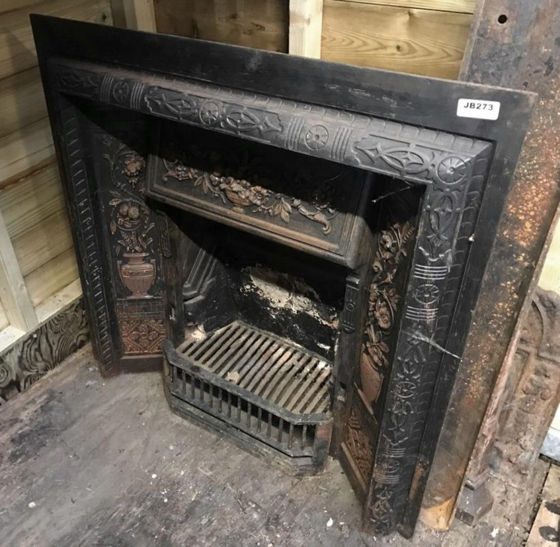 1 x Ultra Rare Stunning Antique Victorian Cast Iron Fire Insert With Ornate Cast Iron Tiles To Side
