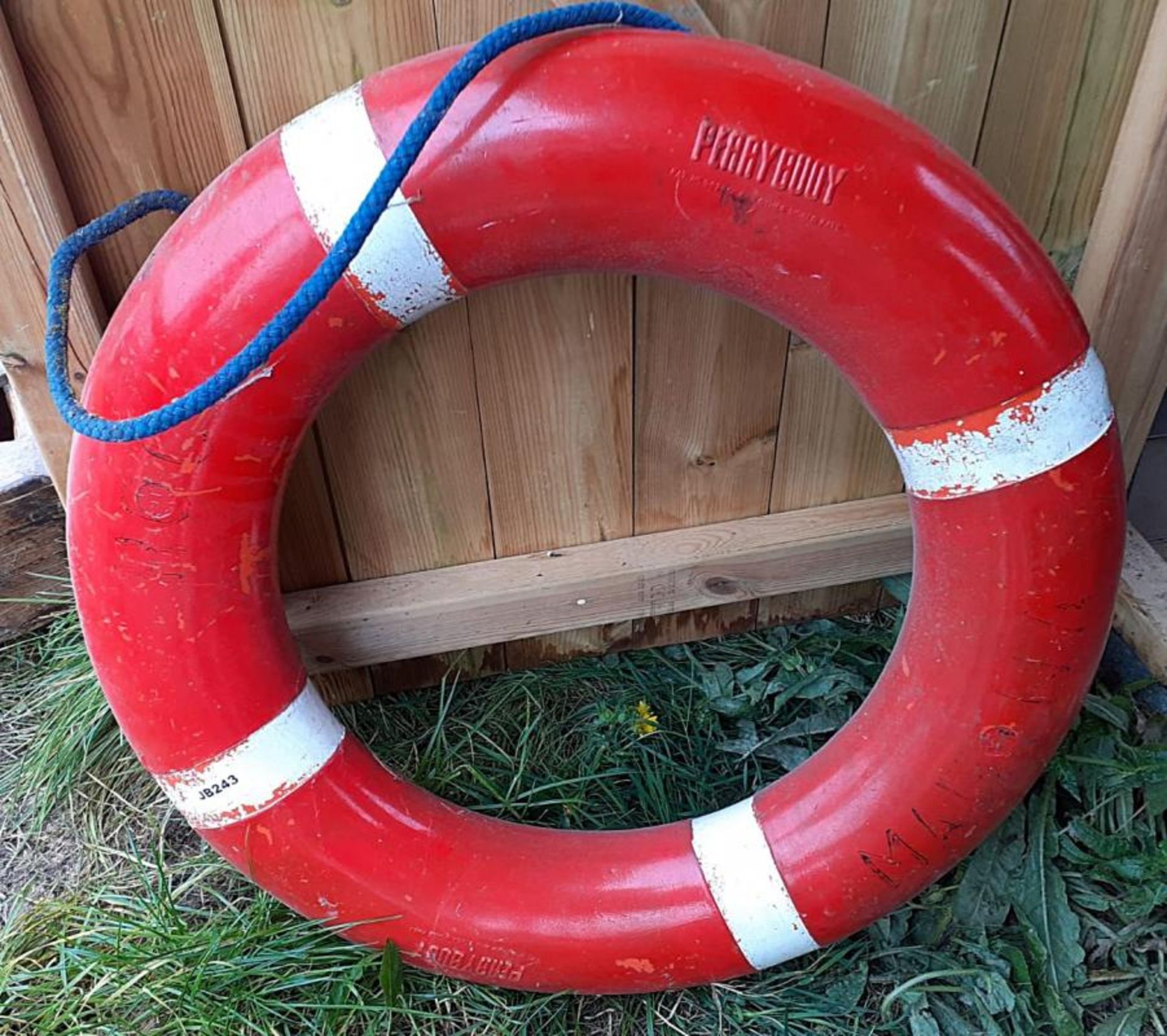 1 x Perry Buoy Life Ring Diameter 75cm - Ref: JB243 - Pre-Owned - NO VAT ON THE HAMMER - CL574 - Loc