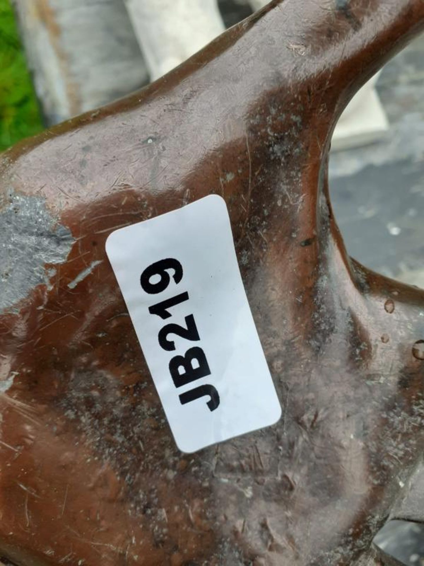 1 x Heavy, Metal Life Like Hand With Strategically Positioned Digits That Give The Sculpture Persona - Image 4 of 5
