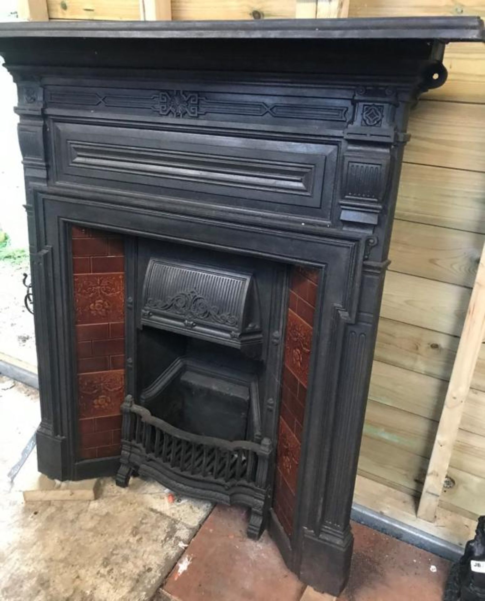 1 x Stunning Antique Victorian Cast Iron Fire Surround With Pristine Tiled Sides - Dimensions: Heigh